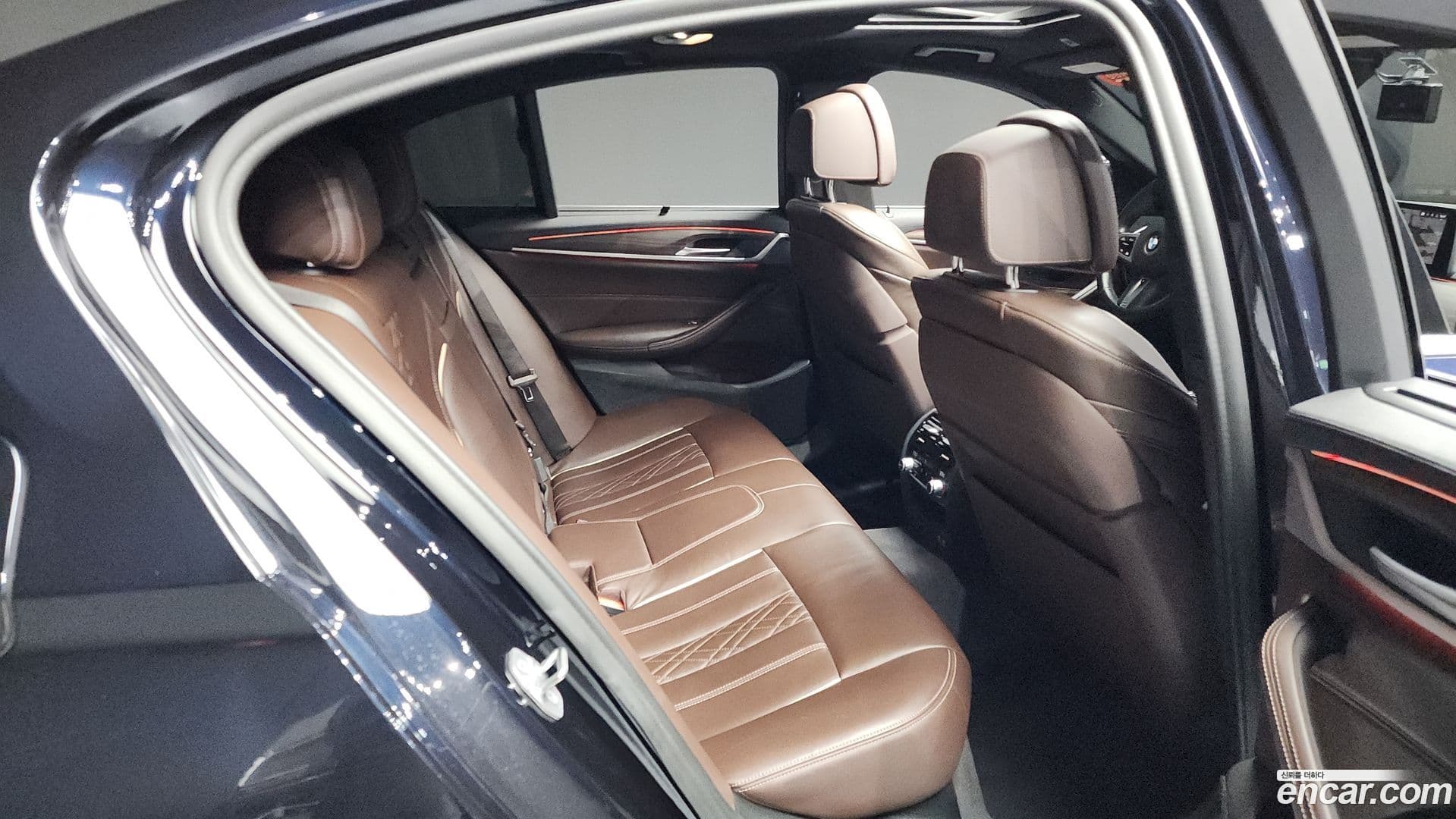 Main__Slider__Photo:5-Series BMW 2020.4-11