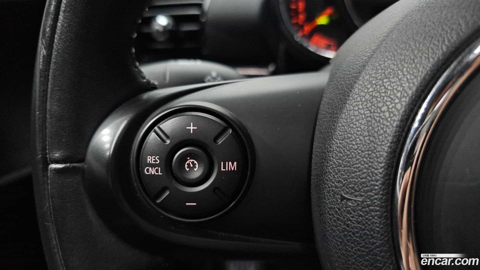 Clubman Mini 2018.8-OPTION-022