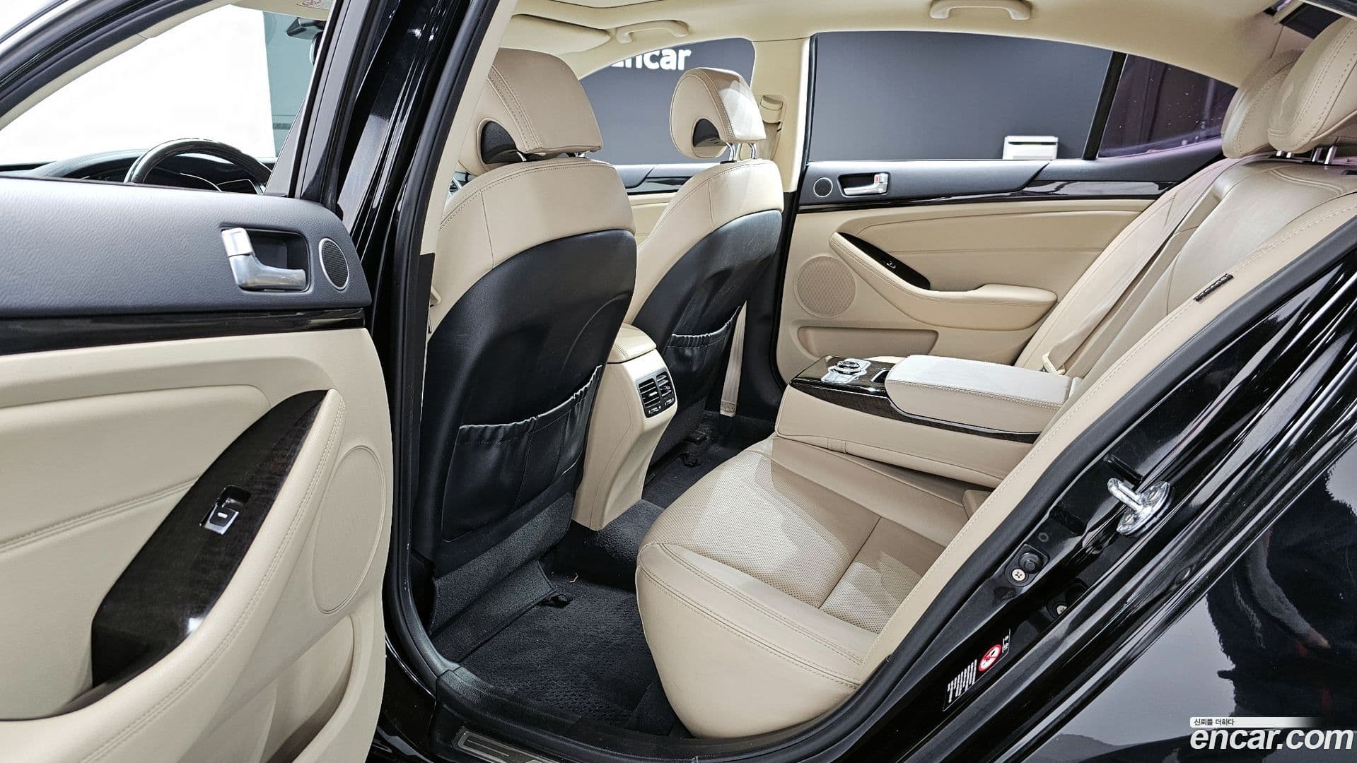 Main__Slider__Photo:K7 Kia 2013.2-9