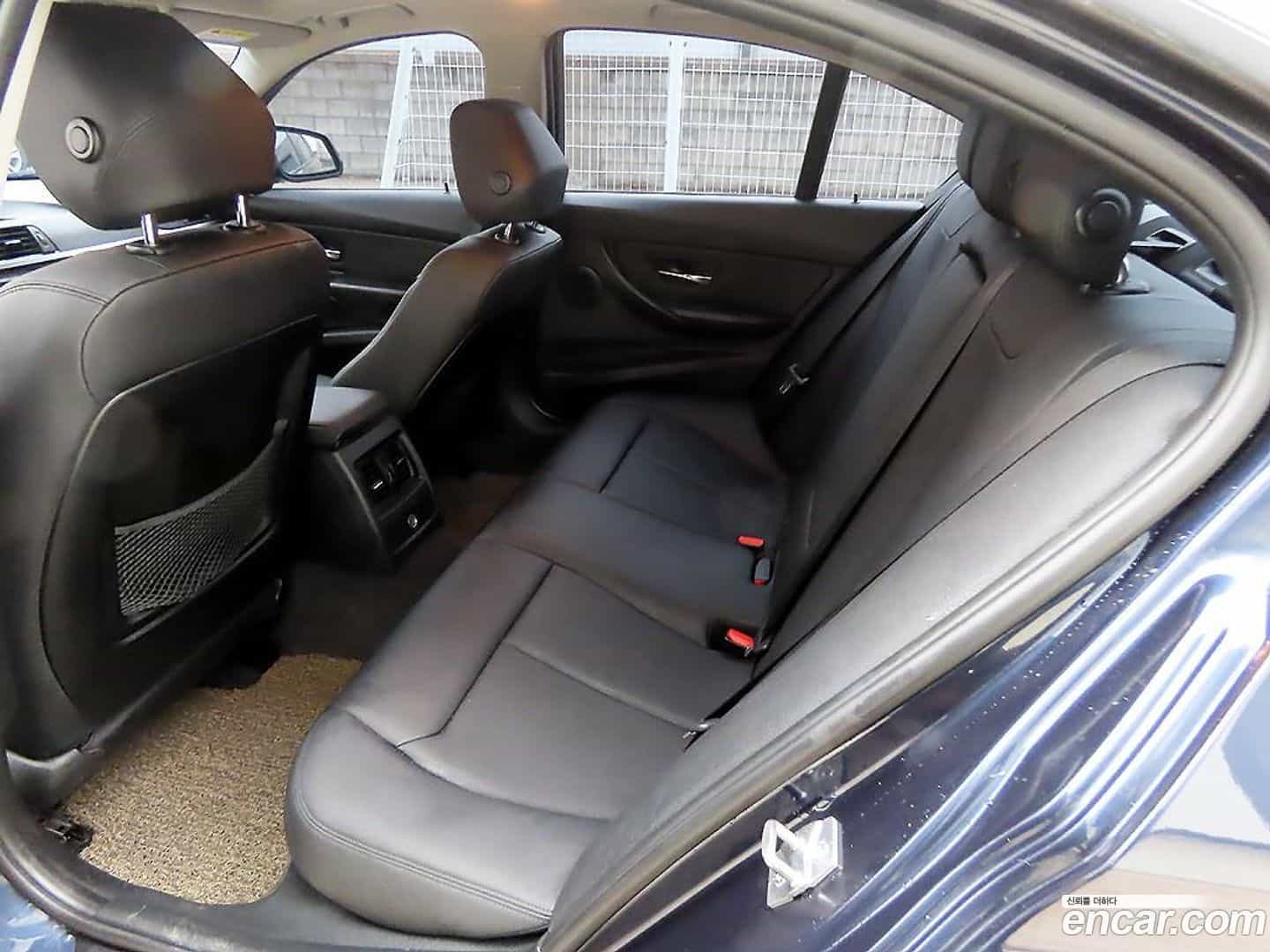 3-Series BMW 2013.10-INNER-006