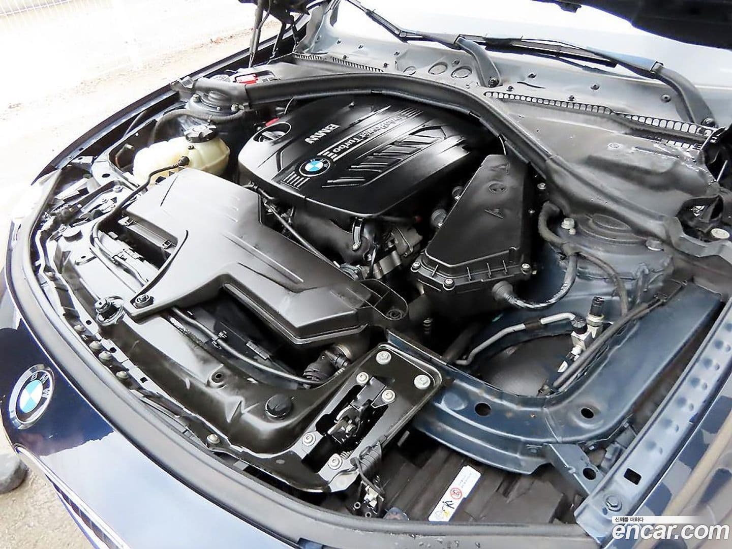 Main__Slider__Photo:3-Series BMW 2013.10-17