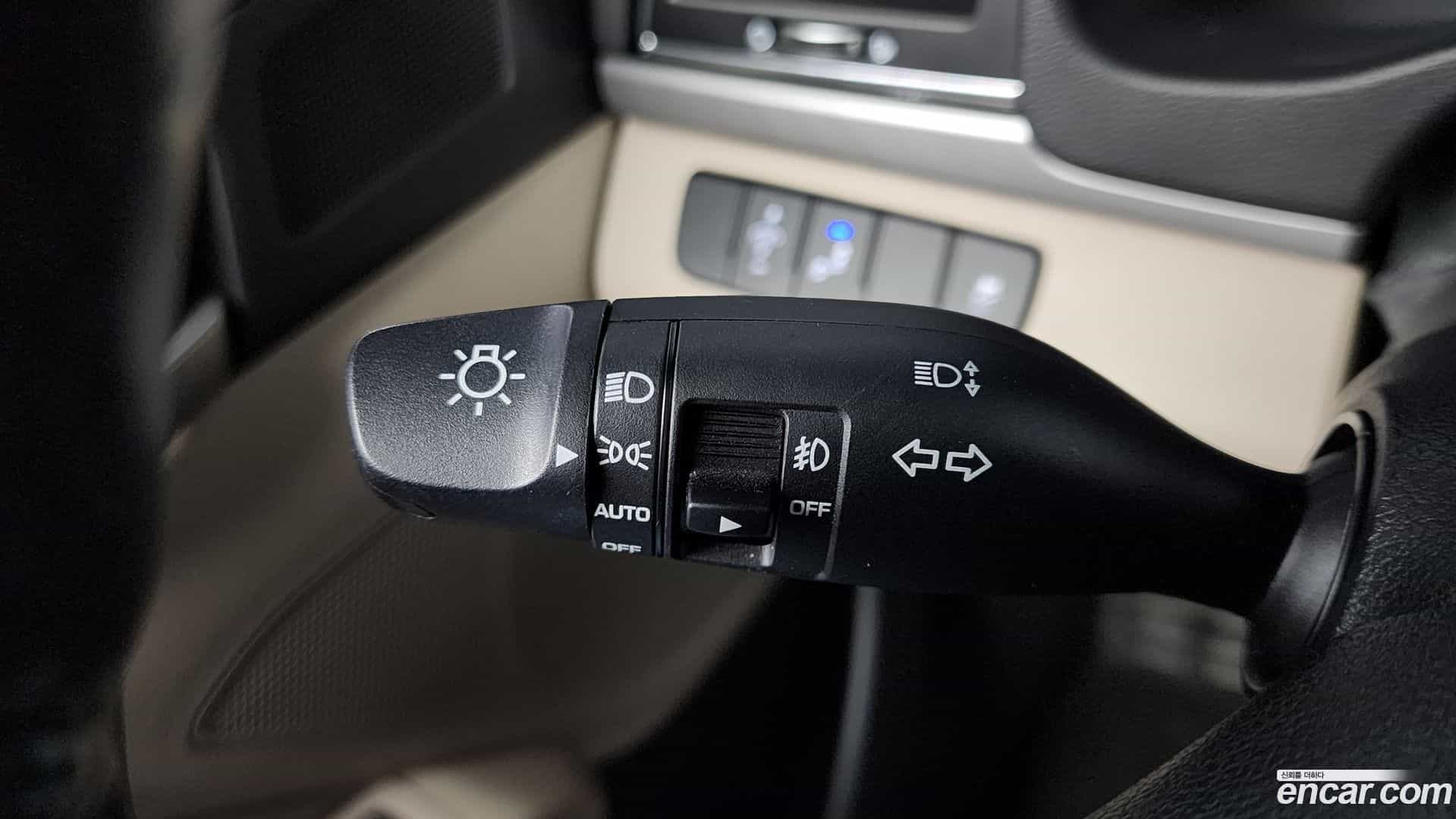 AVANTE Hyundai 2017.0-OPTION-019