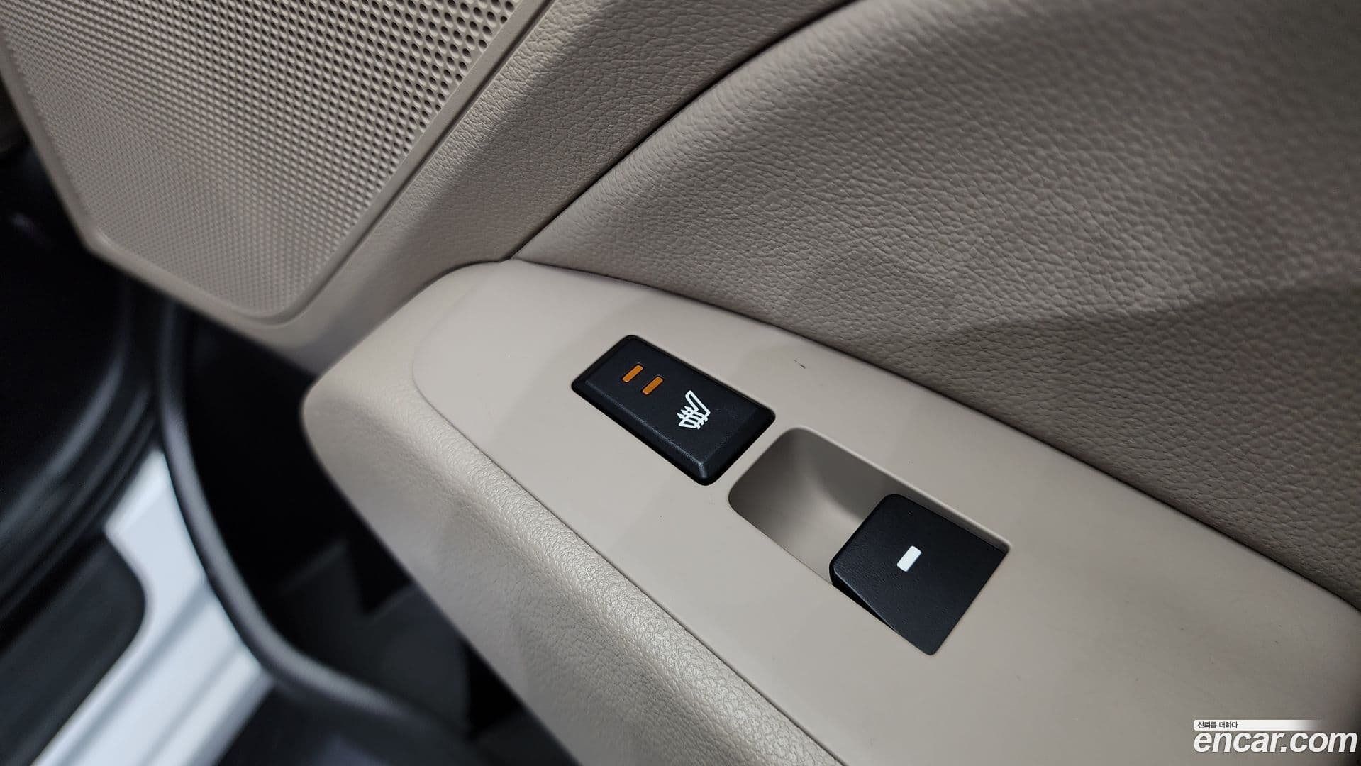 Main__Slider__Photo:AVANTE Hyundai 2017.0-19