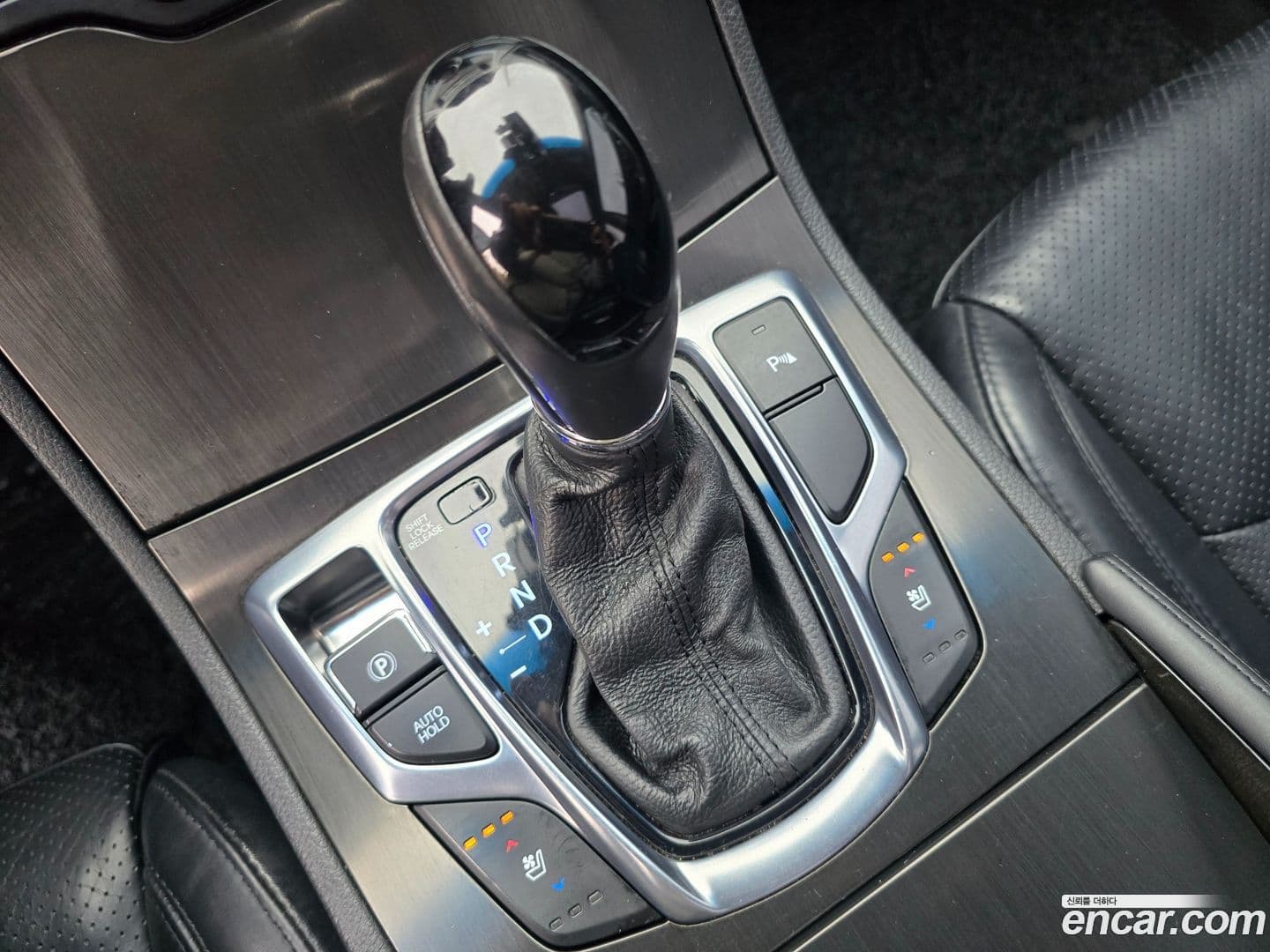 Main__Slider__Photo:Grandeur Hyundai 2015.11-14