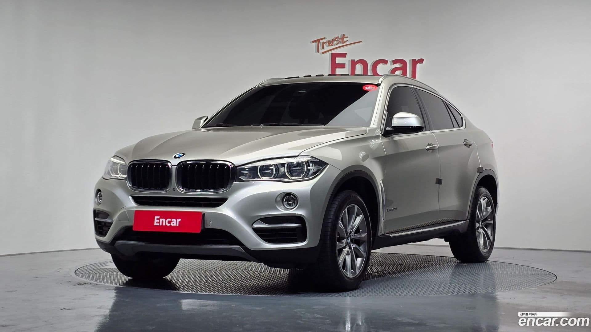 Main__Slider__Photo:X6 BMW 2016.11-0