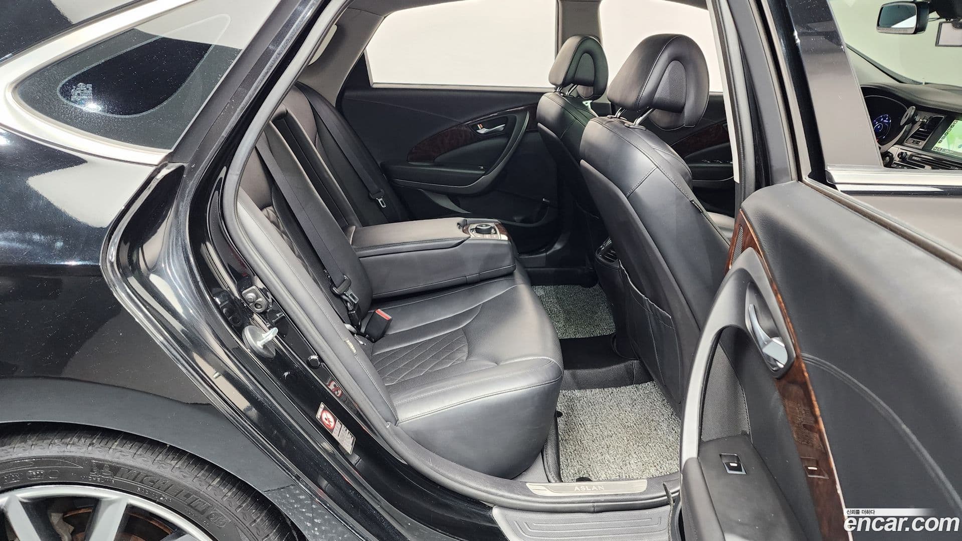 Main__Slider__Photo:Aslan Hyundai 2015.0-11