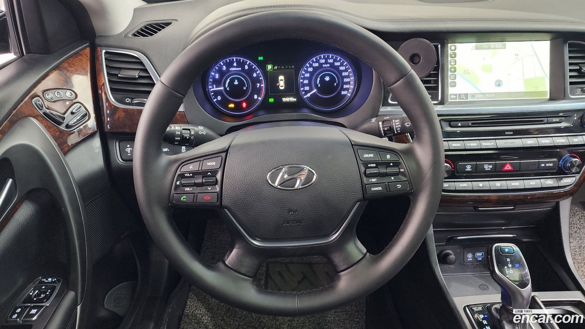 Main__Slider__Photo:Aslan Hyundai 2015.0-12