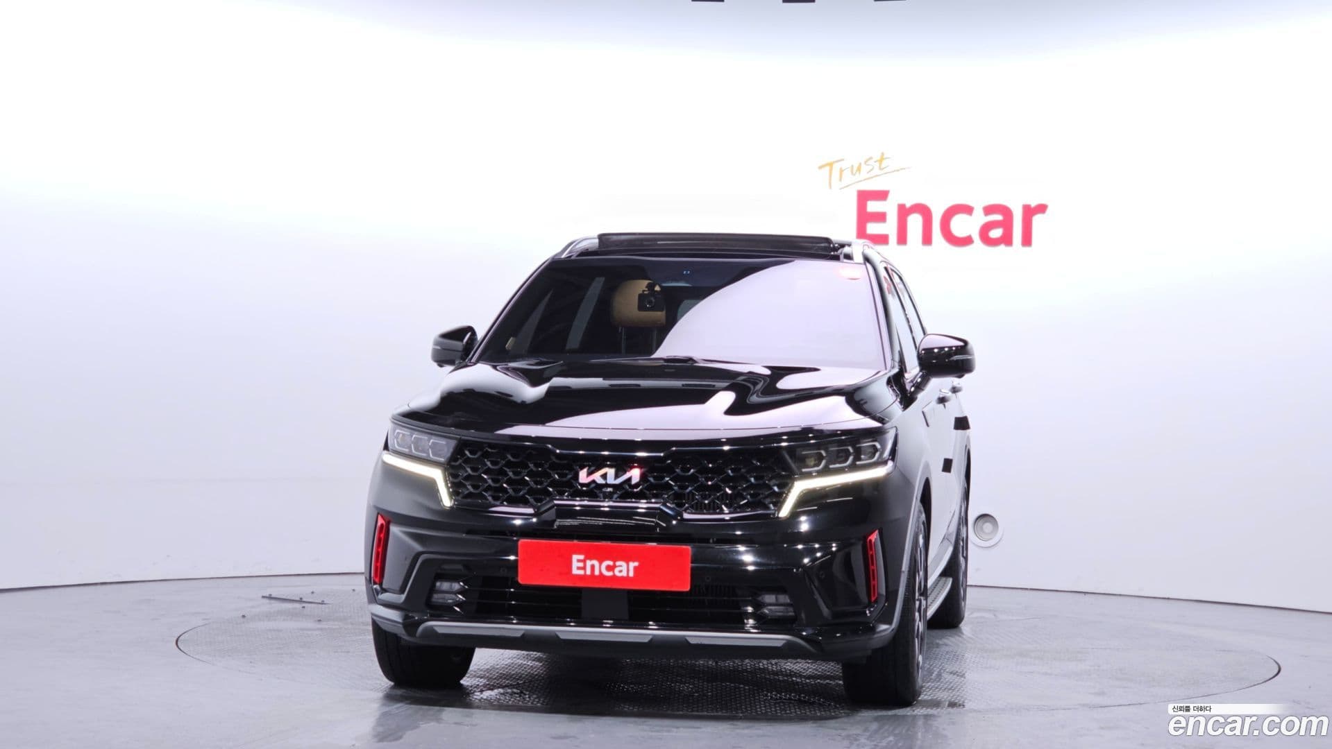 Main__Slider__Photo:Sorento Kia 2021.6-2