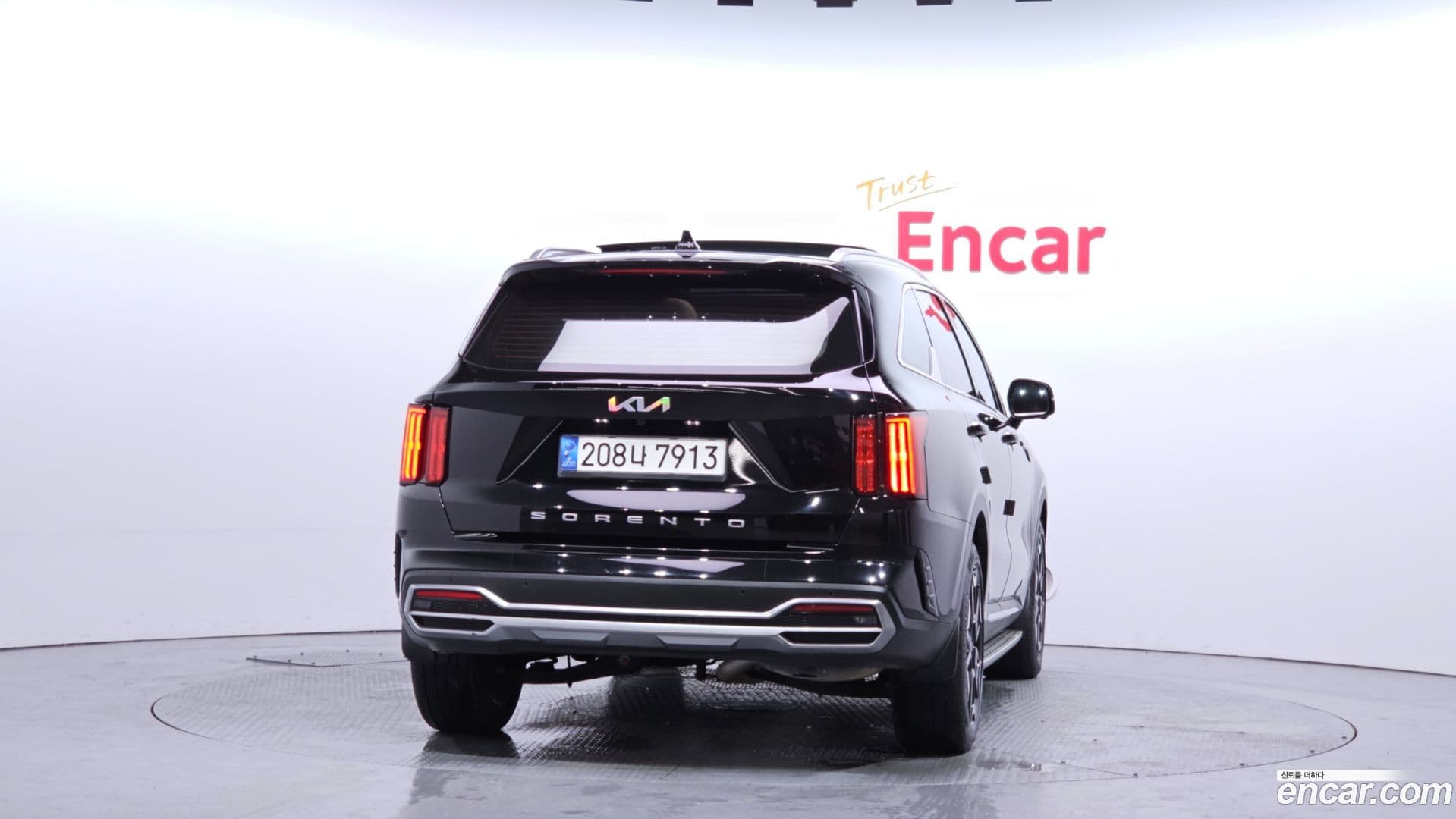 Main__Slider__Photo:Sorento Kia 2021.6-3