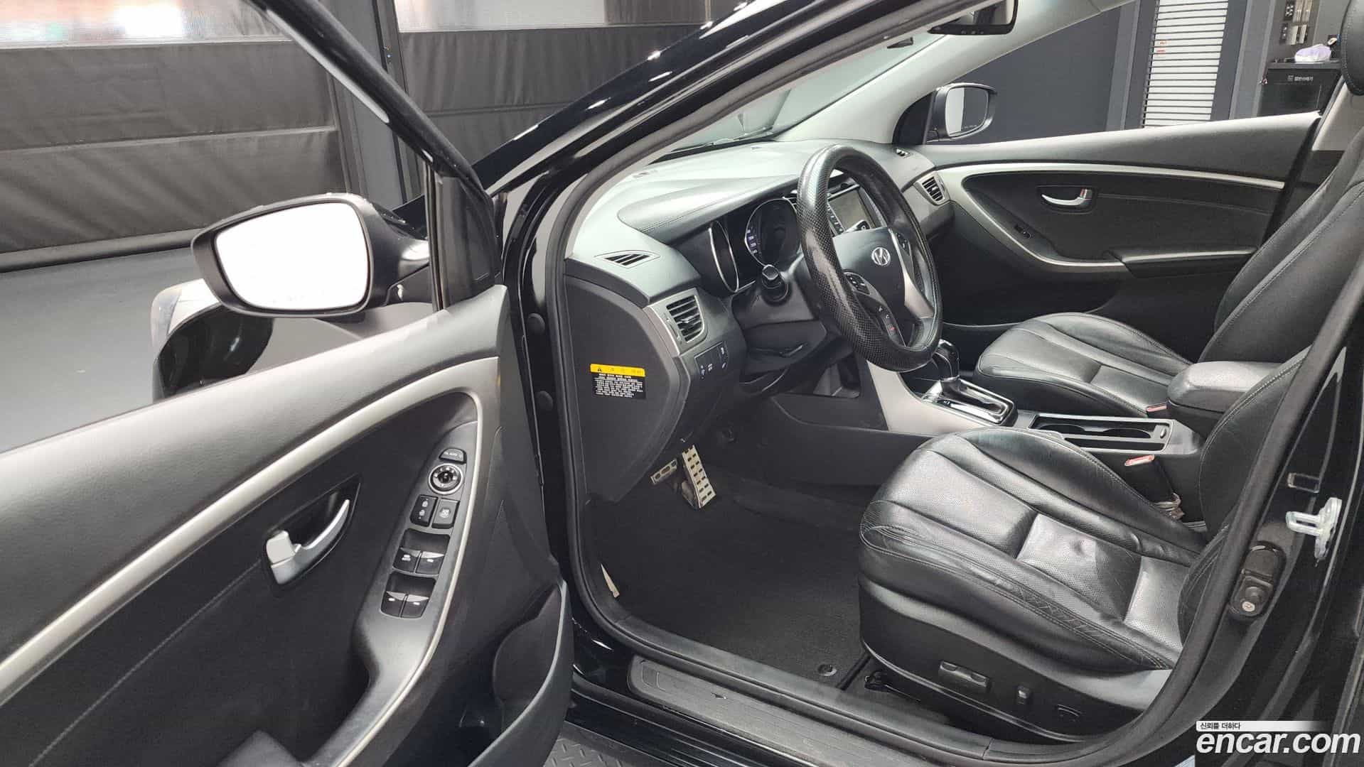 i30 Hyundai 2012.0-INNER-010