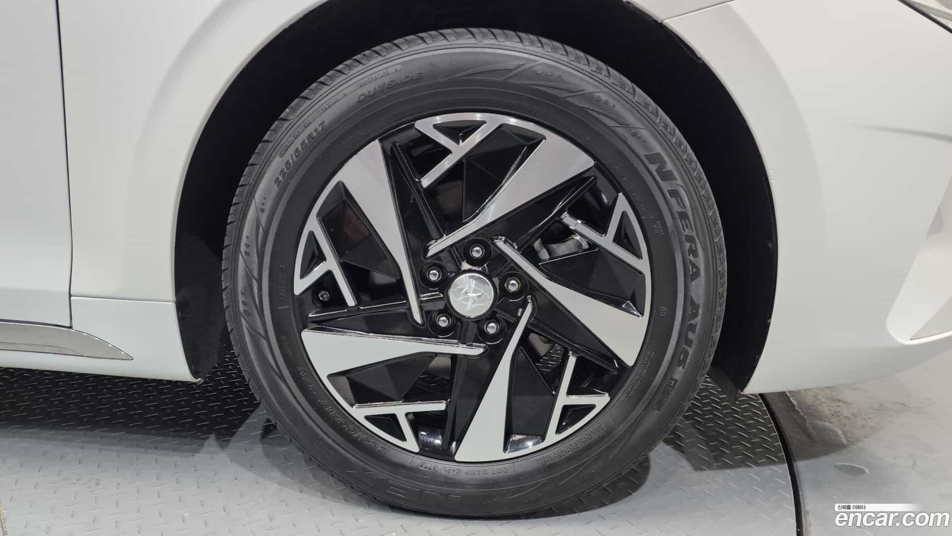 Grandeur Hyundai 2021.10-OUTER-005