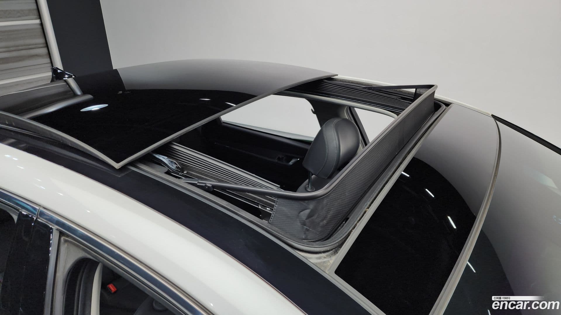 Main__Slider__Photo:Grandeur Hyundai 2021.10-18