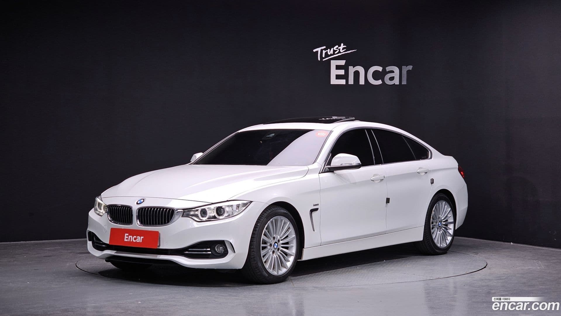 Main__Slider__Photo:4-Series BMW 2016.10-0