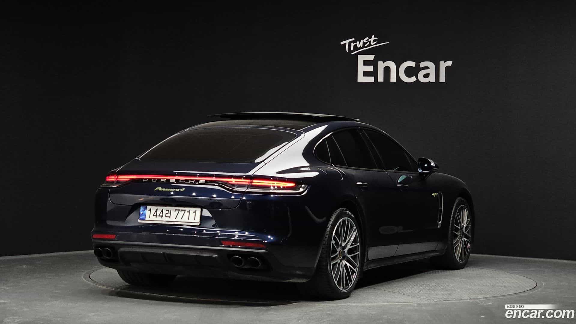 Panamera Porsche 2023.3-OUTER-002