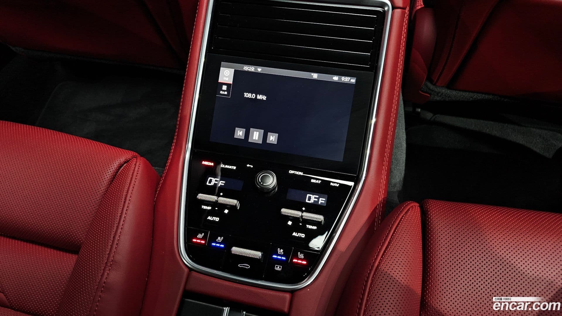 Main__Slider__Photo:Panamera Porsche 2023.3-18