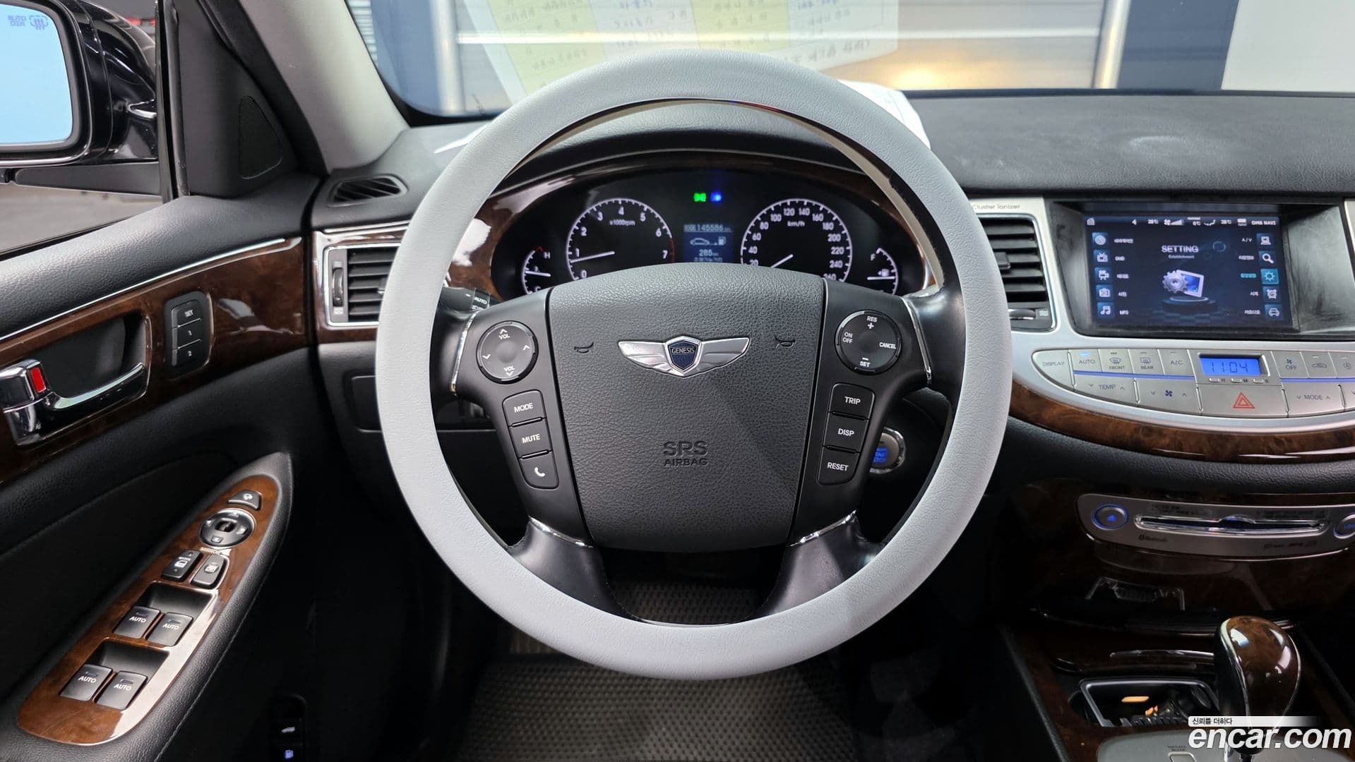 Main__Slider__Photo:Genesis Hyundai 2009.2-12