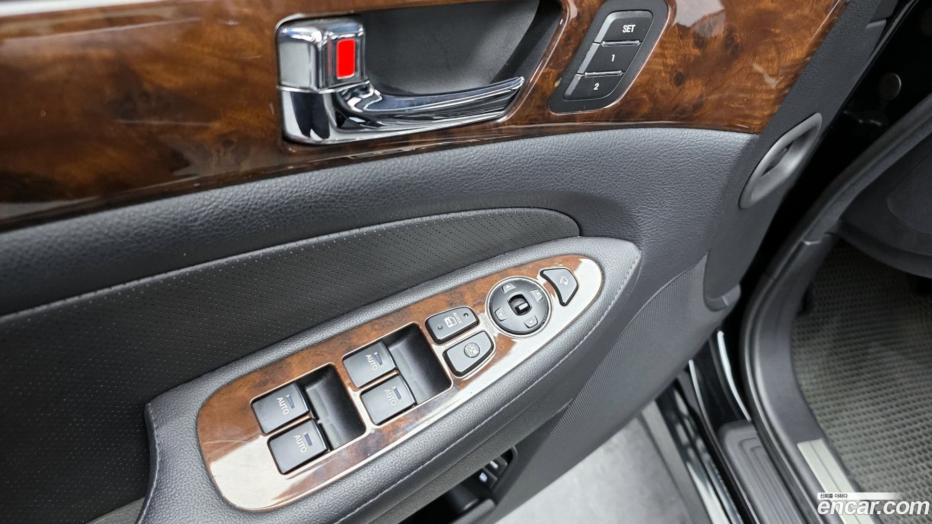 Main__Slider__Photo:Genesis Hyundai 2009.2-13