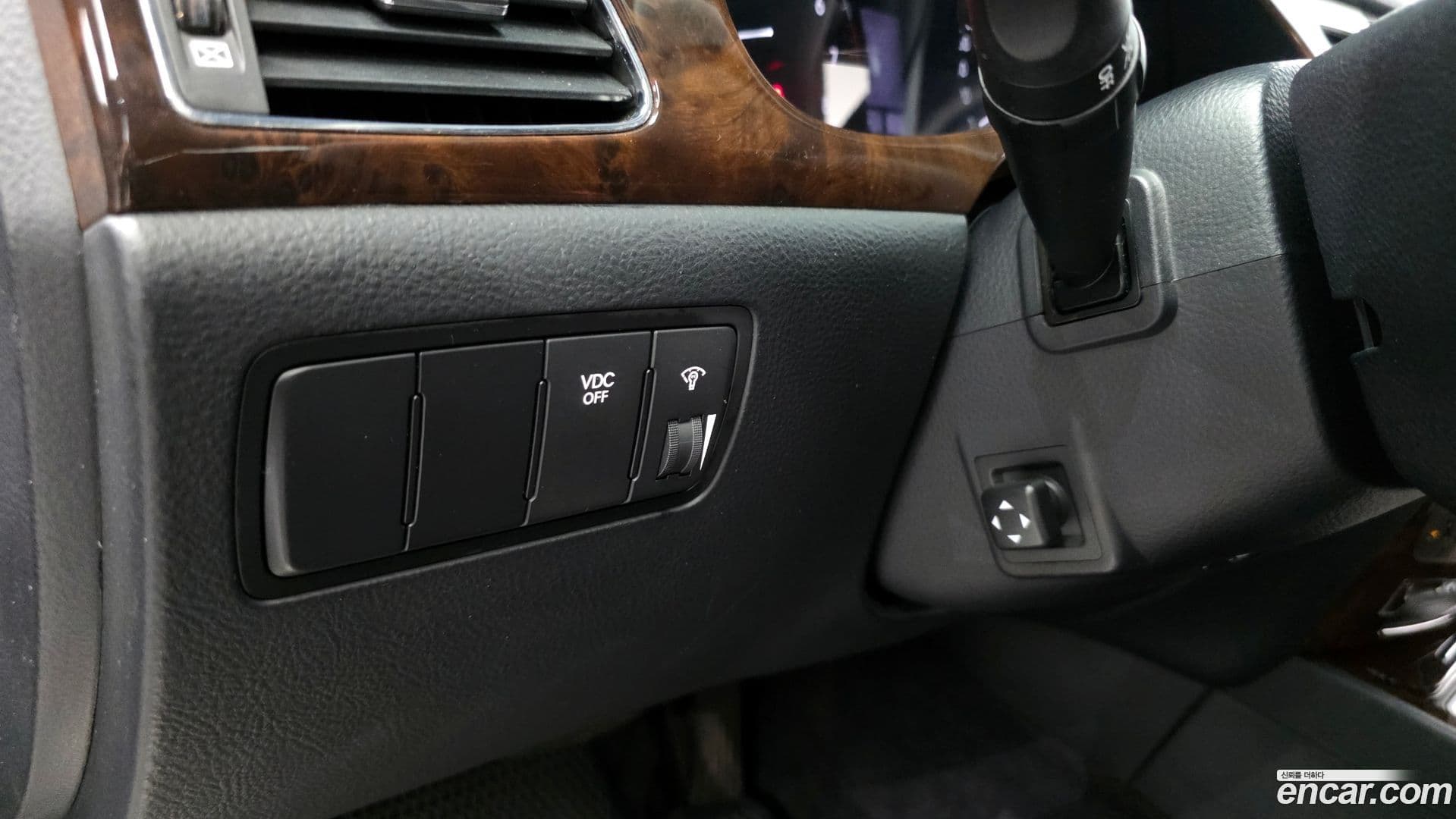 Main__Slider__Photo:Genesis Hyundai 2009.2-14