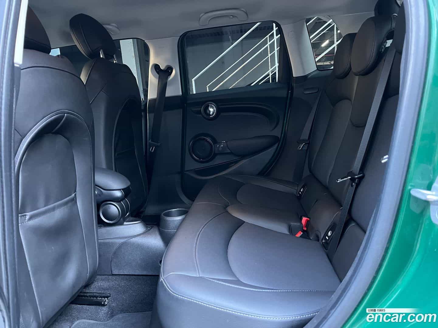 Cooper Mini 2020.8-OPTION-017