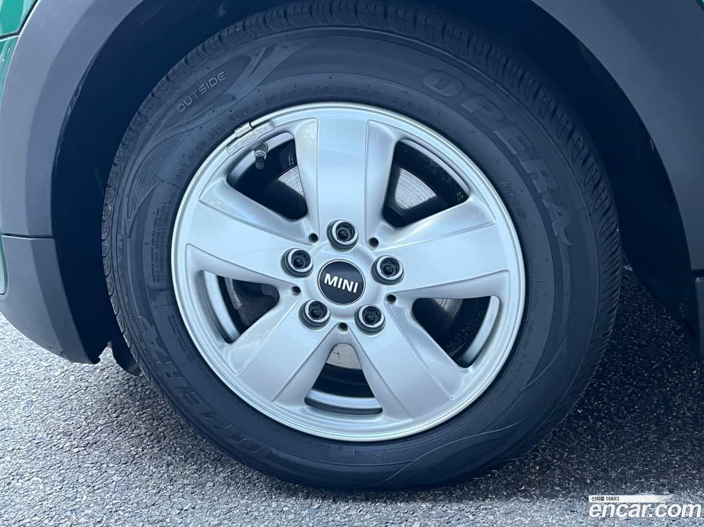 Cooper Mini 2020.8-OPTION-020