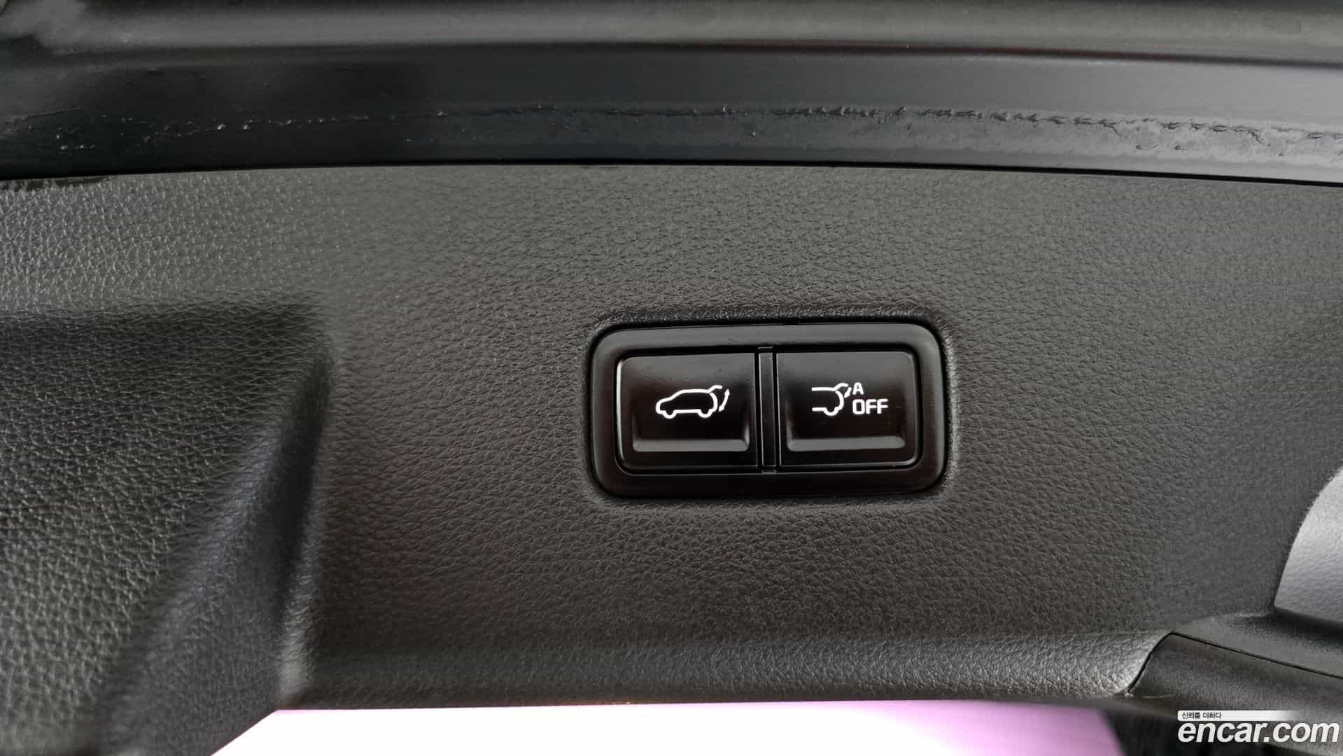 Canival Kia 2021.4-OPTION-024