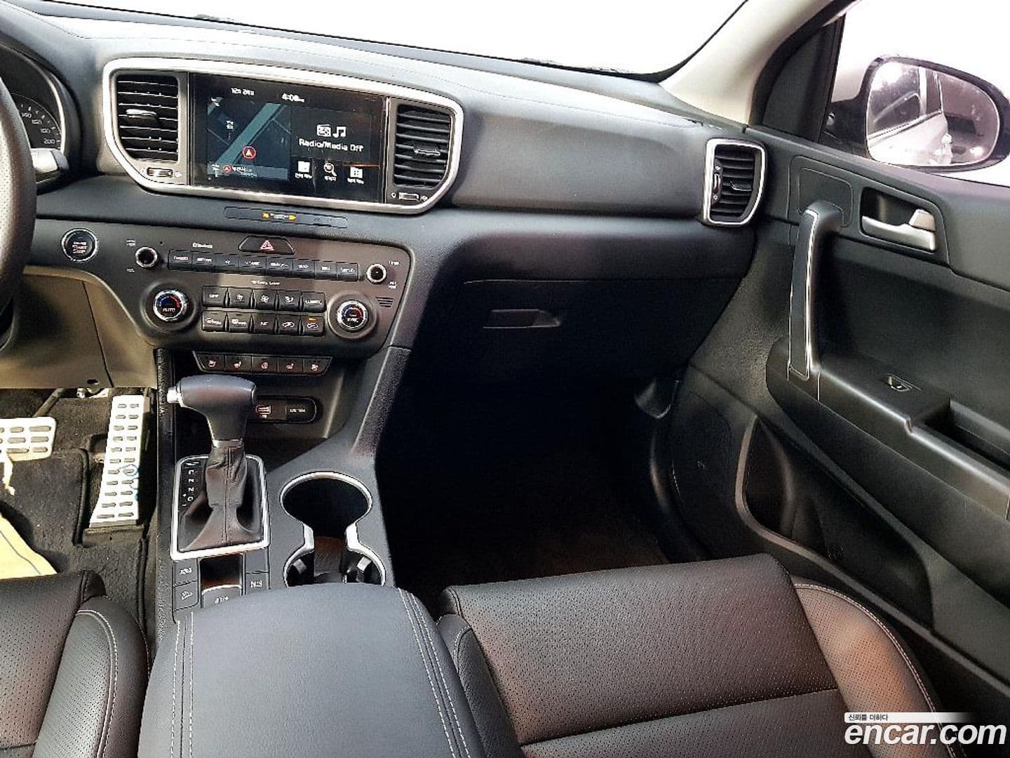 Main__Slider__Photo:Sportage Kia 2021.1-8