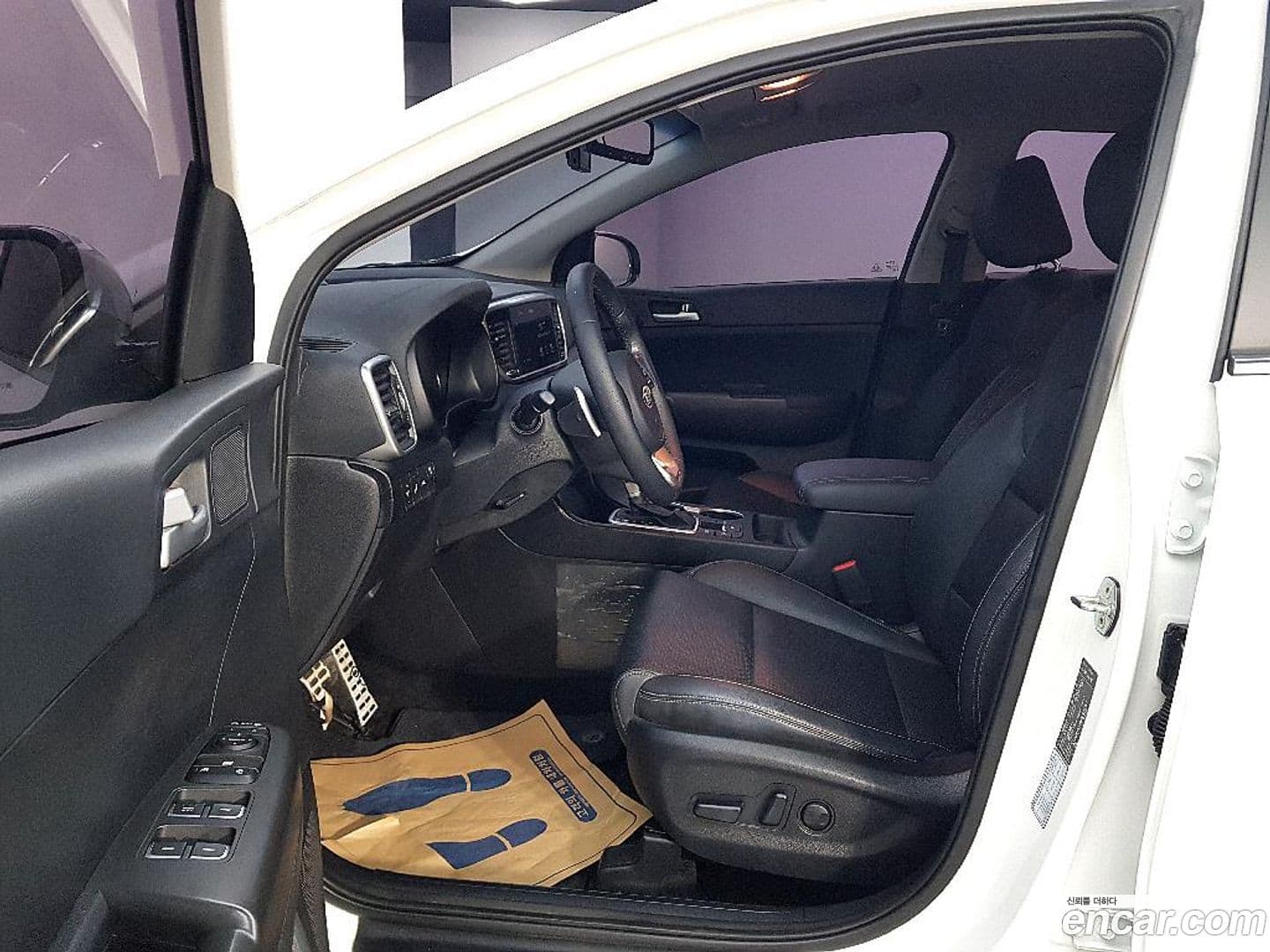 Main__Slider__Photo:Sportage Kia 2021.1-9