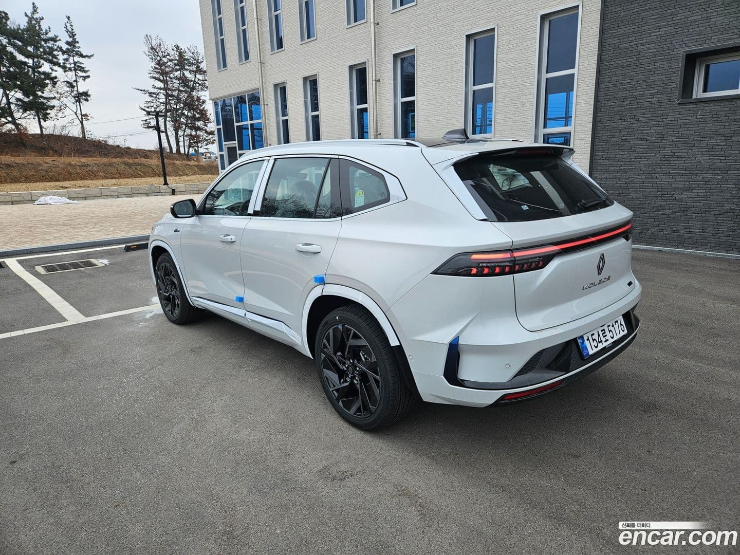 Main__Slider__Photo:Grand Koleos Renault-KoreaSamsung 2025.11-3