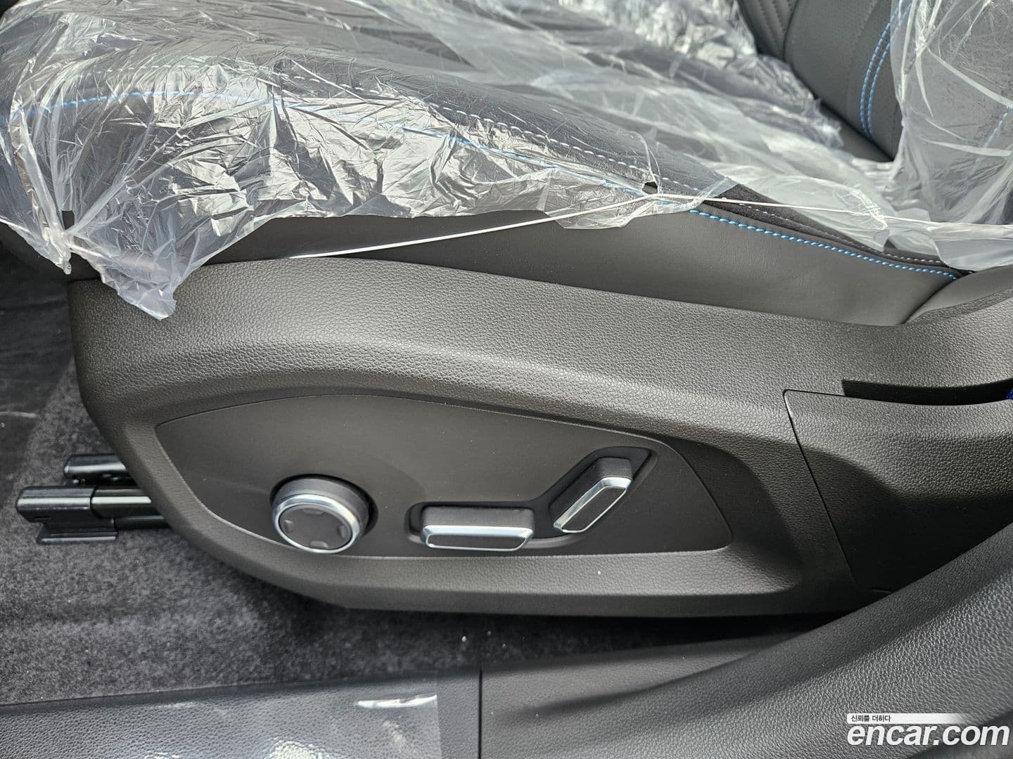 Main__Slider__Photo:Grand Koleos Renault-KoreaSamsung 2025.11-15