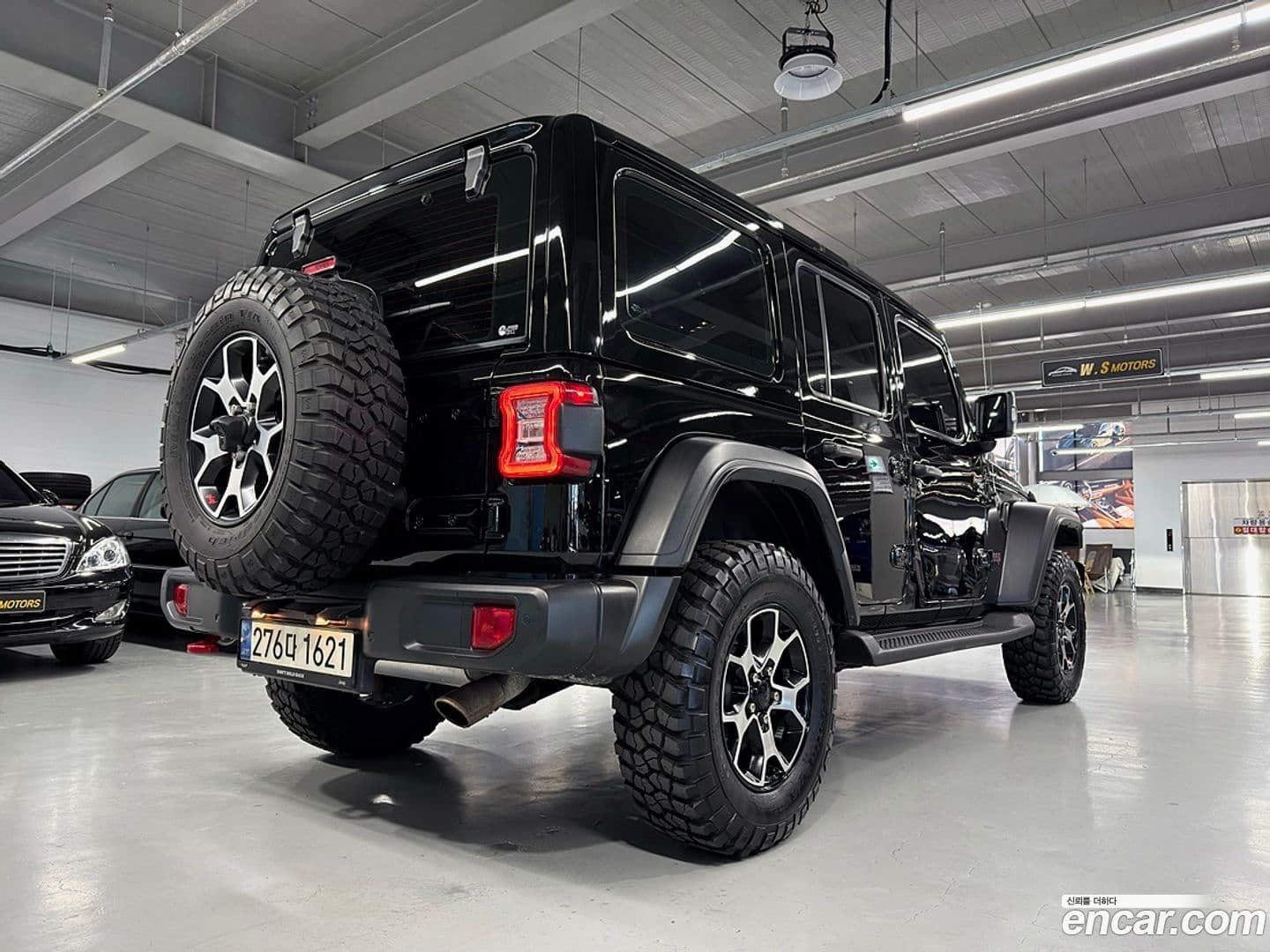 Main__Slider__Photo:Wrangler Jeep 2021.2-6