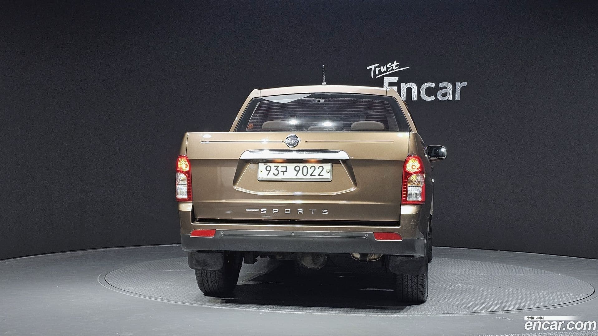 Main__Slider__Photo:KORANDO KG_Mobility_Ssangyong 2016.1-3