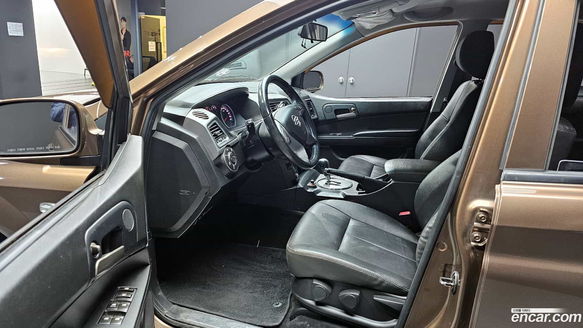 KORANDO KG_Mobility_Ssangyong 2016.1-INNER-010