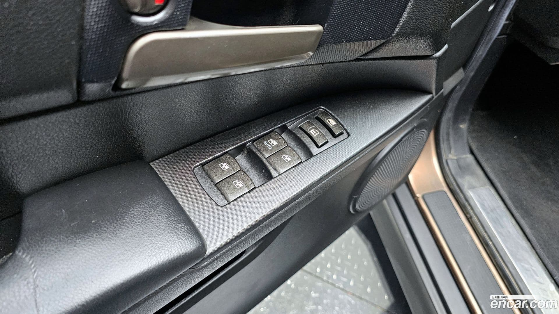 Main__Slider__Photo:KORANDO KG_Mobility_Ssangyong 2016.1-17