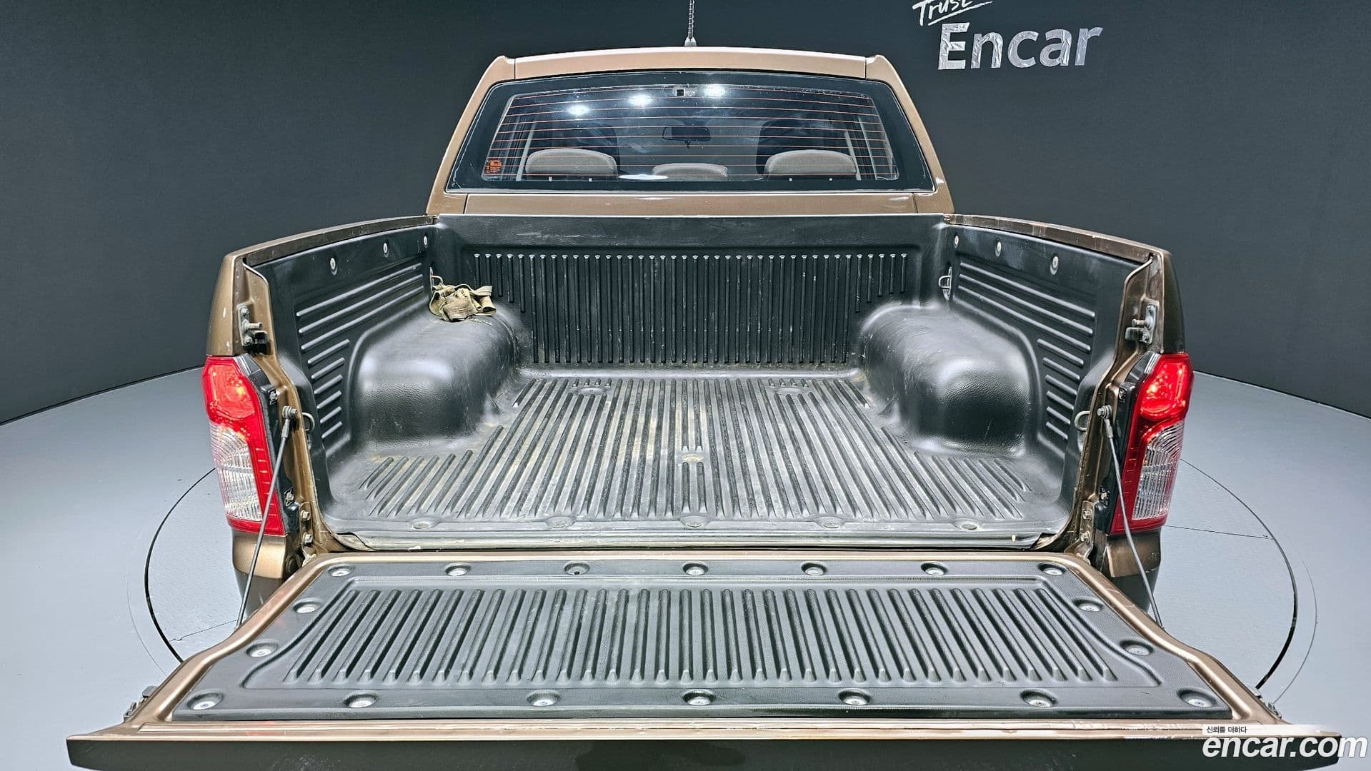 Main__Slider__Photo:KORANDO KG_Mobility_Ssangyong 2016.1-19