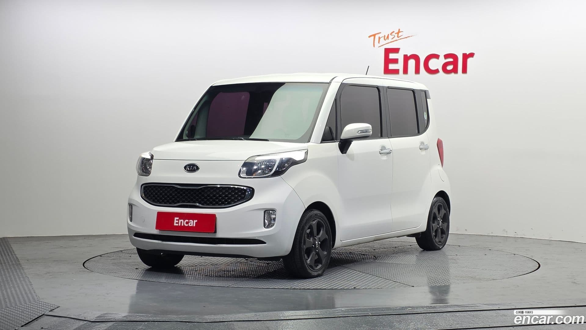 Main__Slider__Photo:RAY Kia 2012.2-0