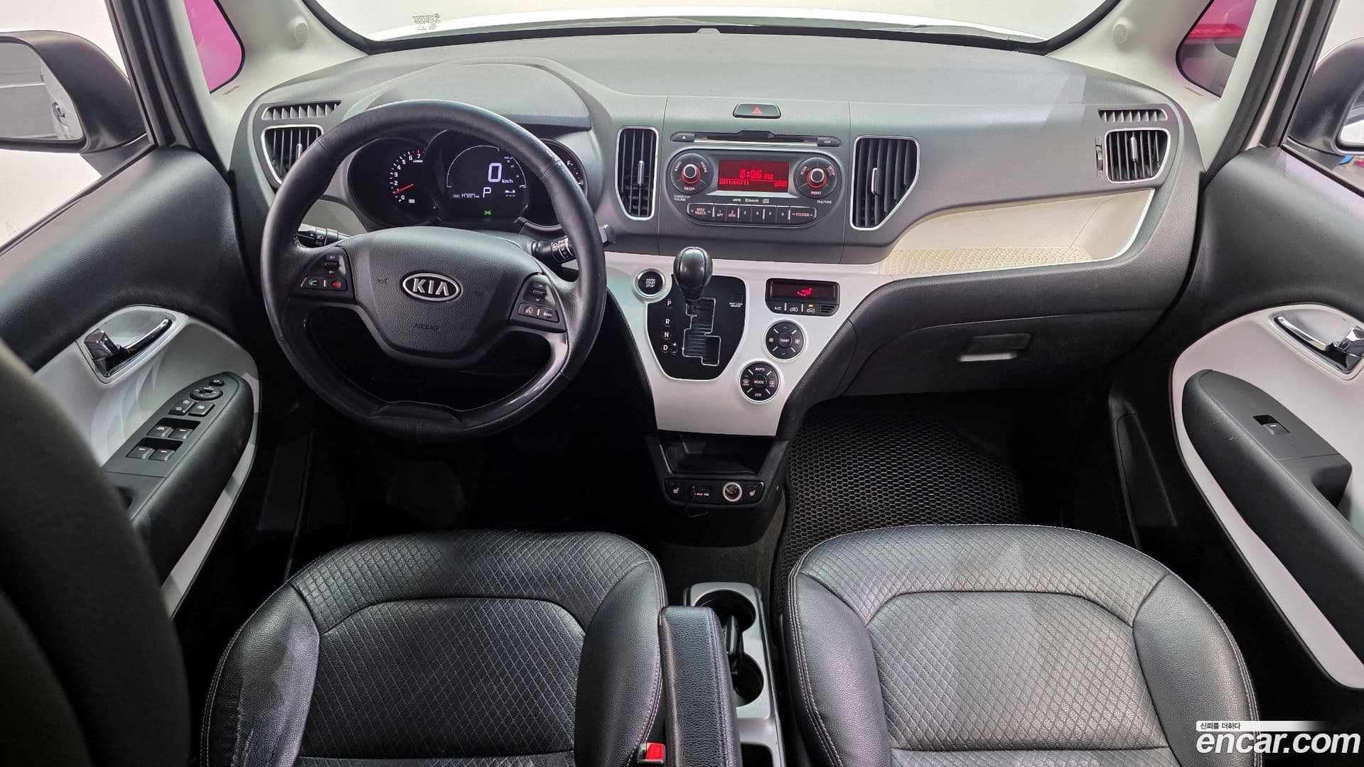 Main__Slider__Photo:RAY Kia 2012.2-6