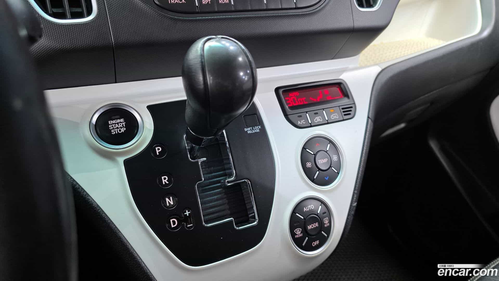 RAY Kia 2012.2-INNER-009