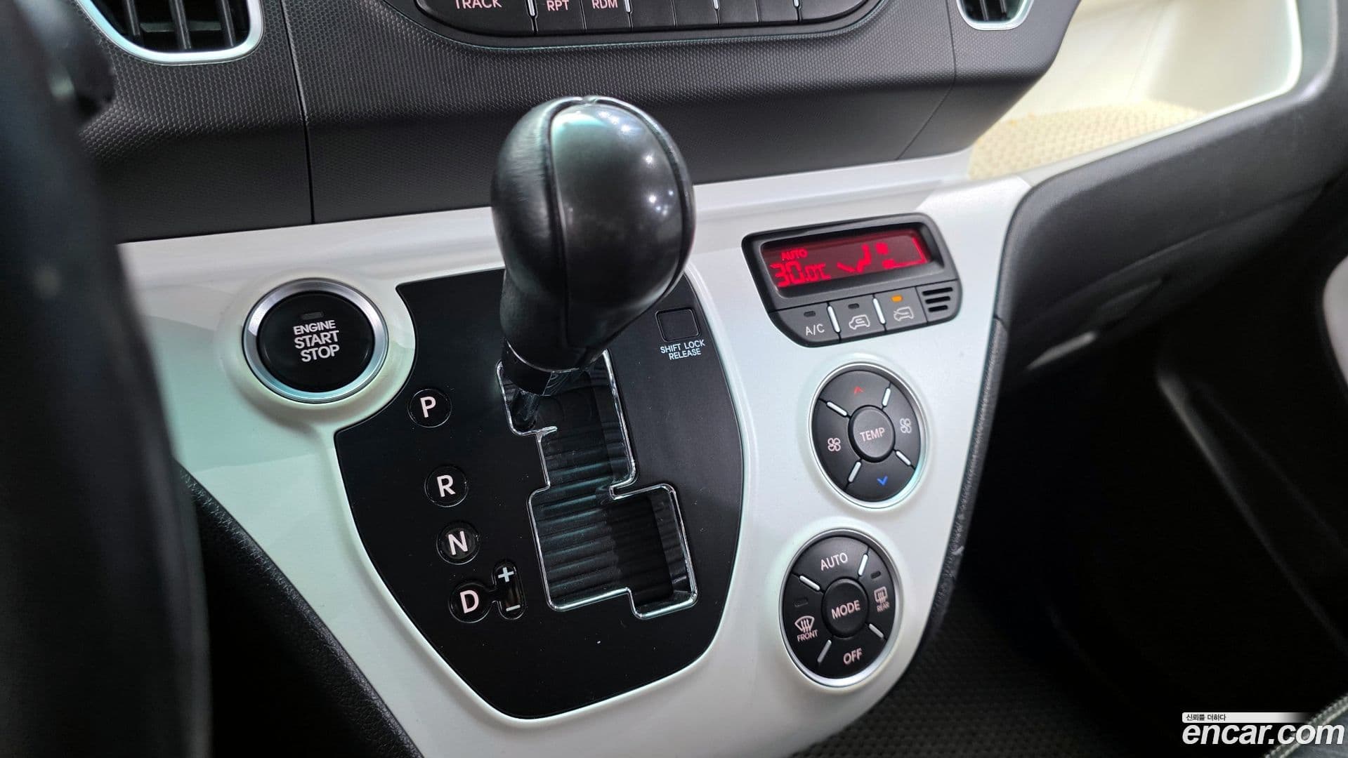 Main__Slider__Photo:RAY Kia 2012.2-8