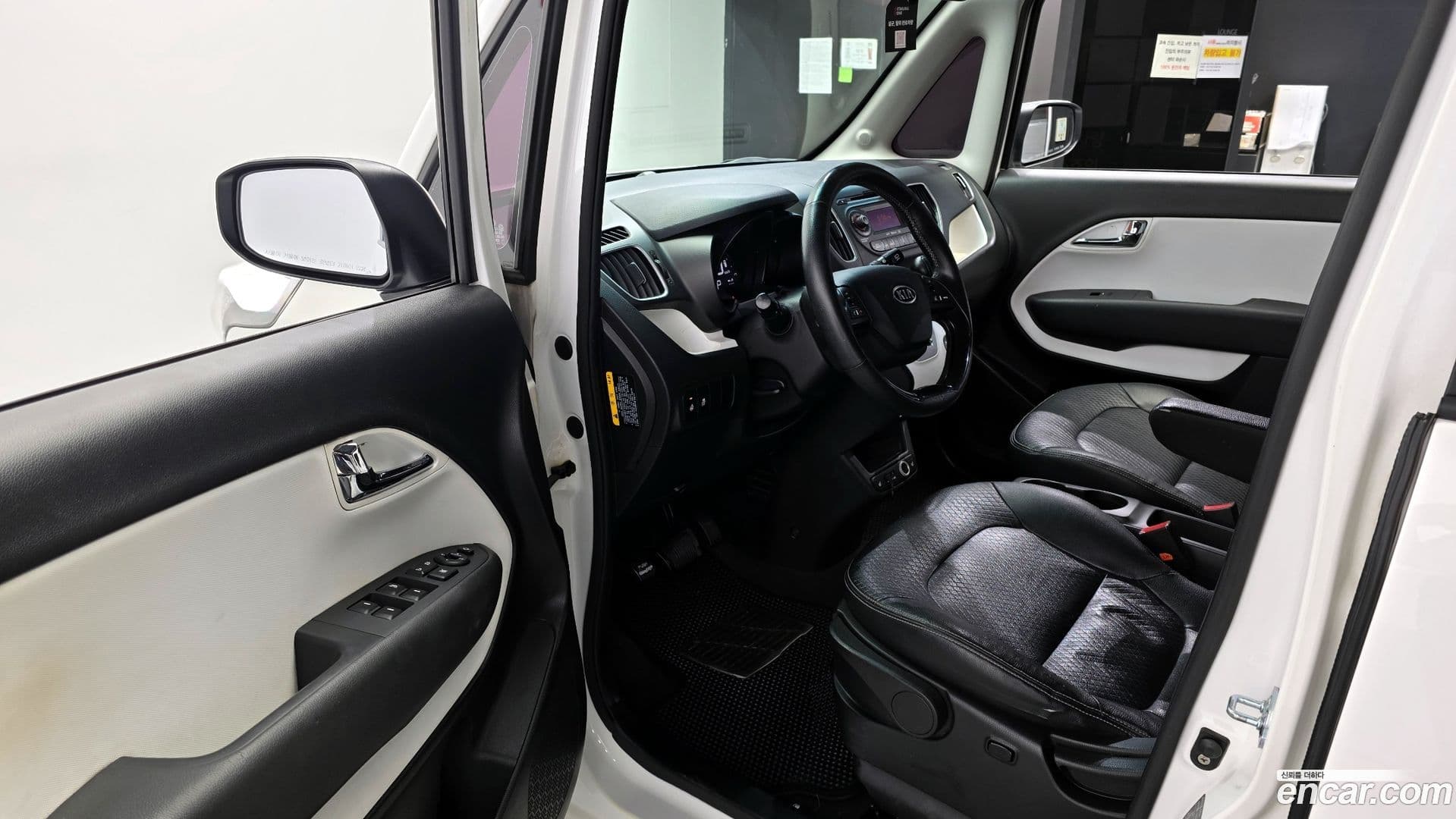 Main__Slider__Photo:RAY Kia 2012.2-10