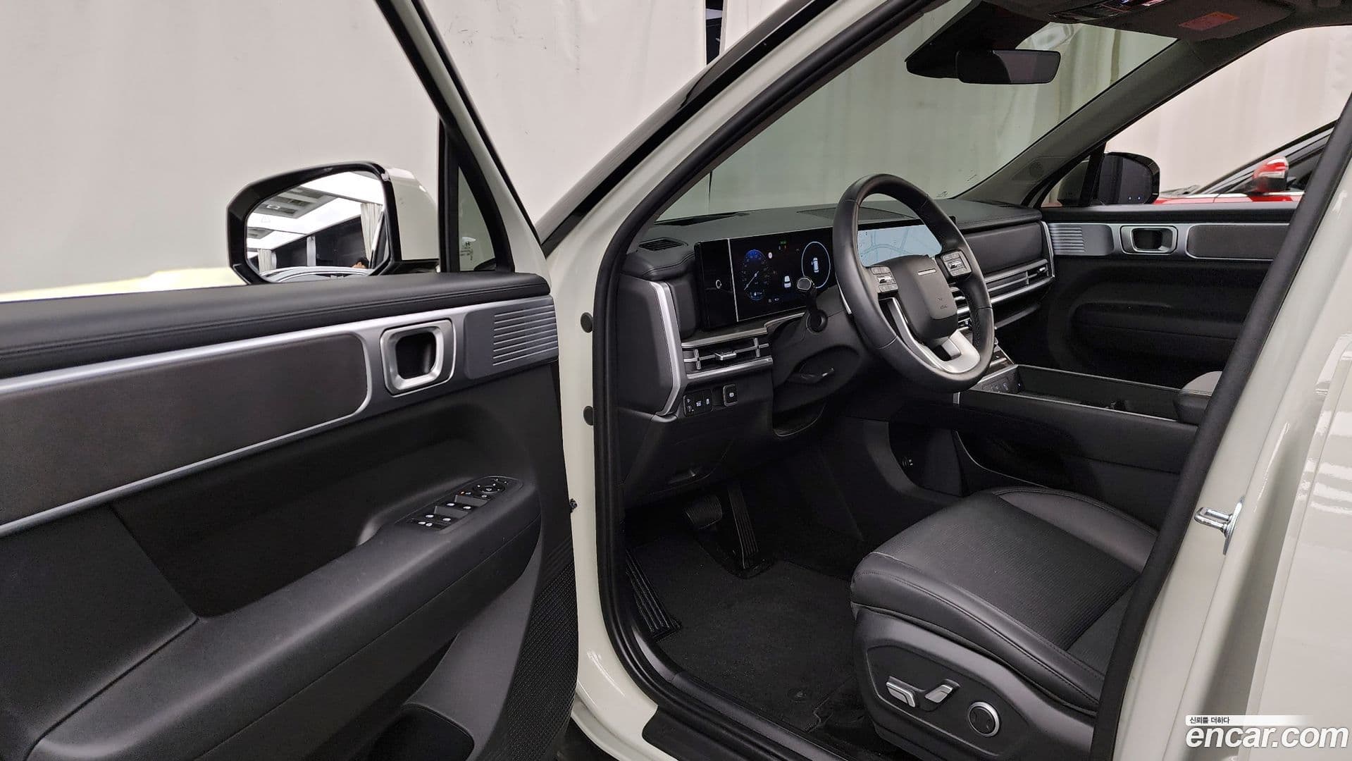 Main__Slider__Photo:Santafe Hyundai 2024.0-9