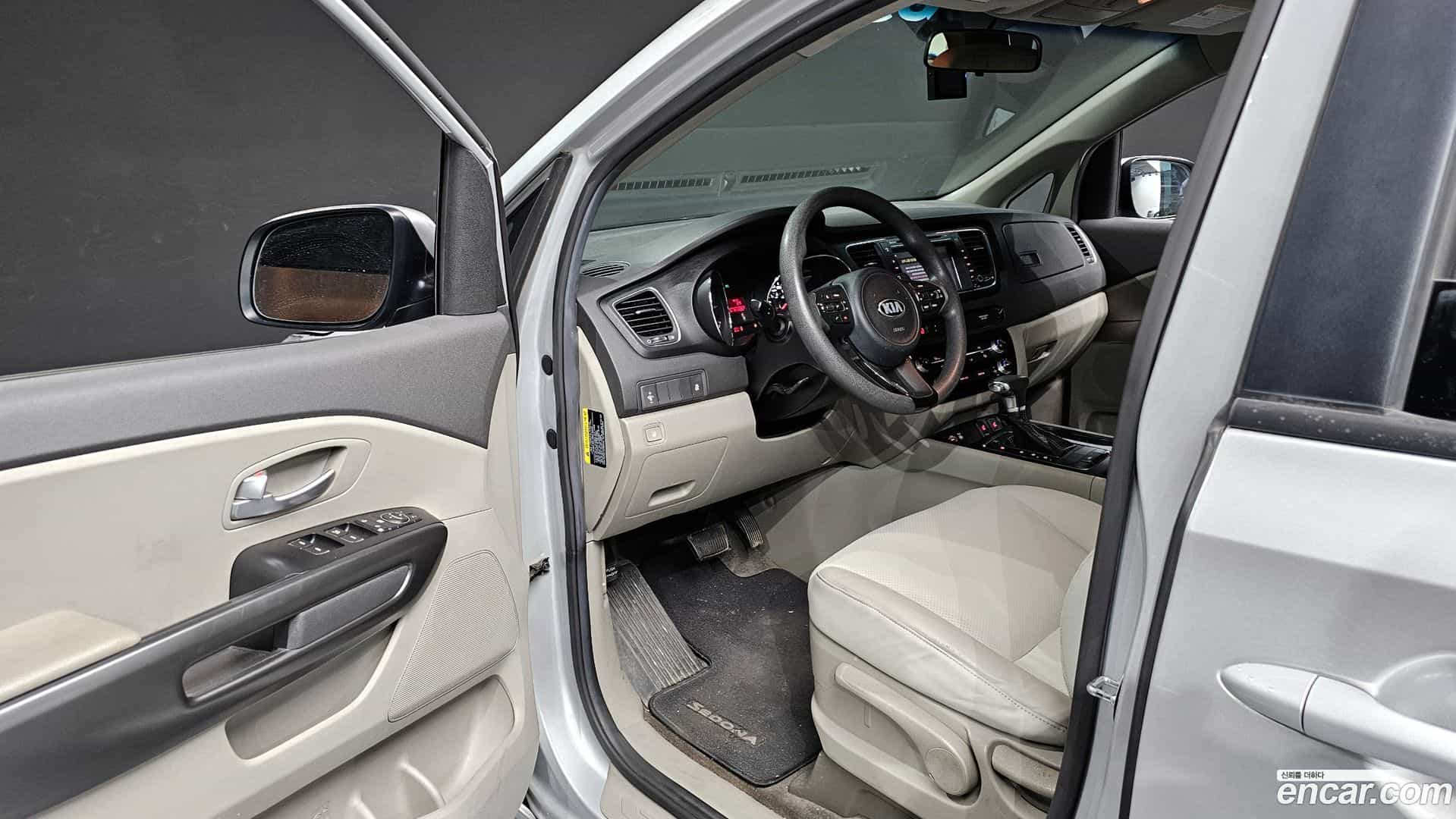 Canival Kia 2017.11-OPTION-015