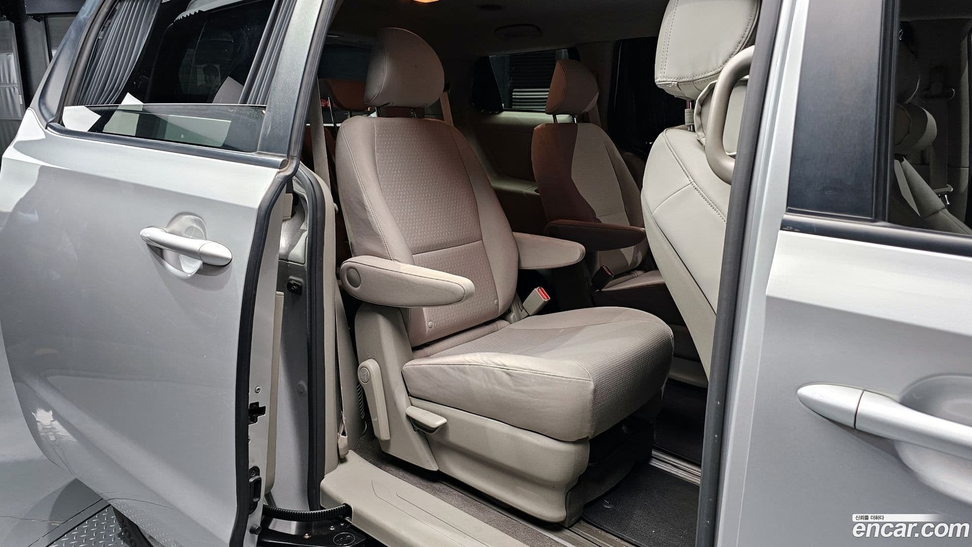 Main__Slider__Photo:Canival Kia 2017.11-11