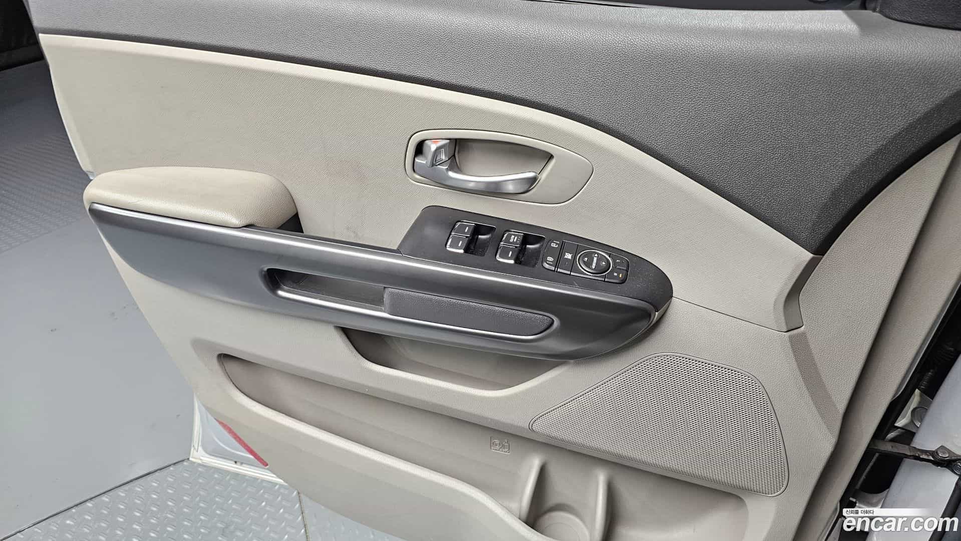 Canival Kia 2017.11-OPTION-019