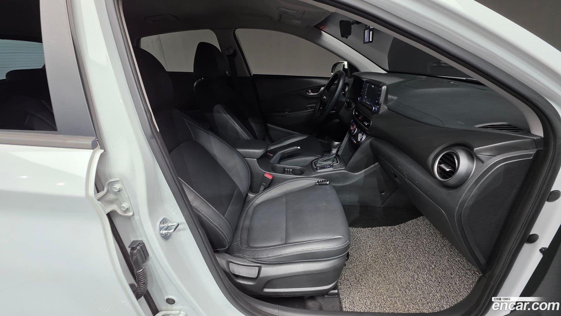 Main__Slider__Photo:Kona Hyundai 2018.6-9