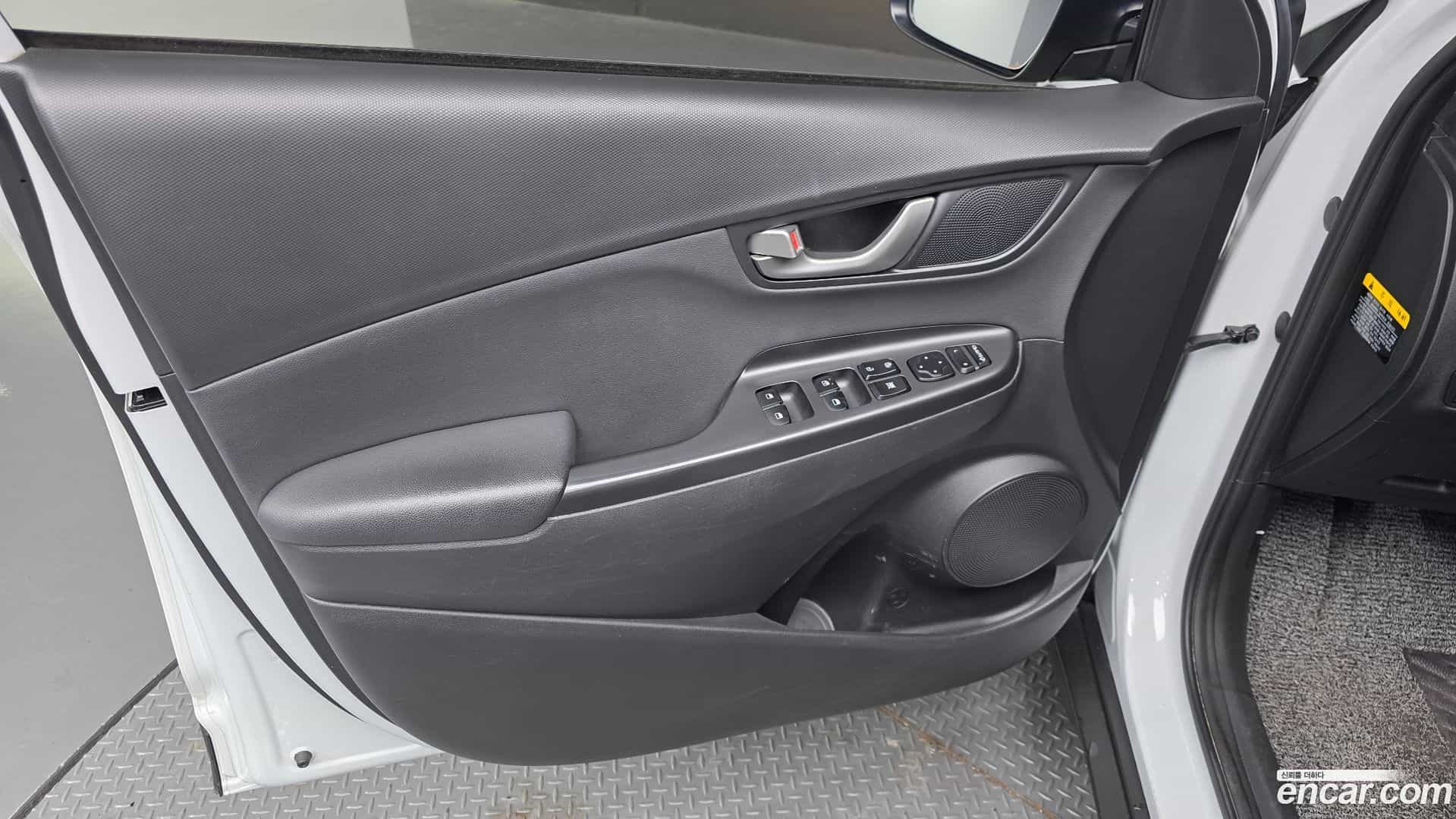 Kona Hyundai 2018.6-OPTION-015