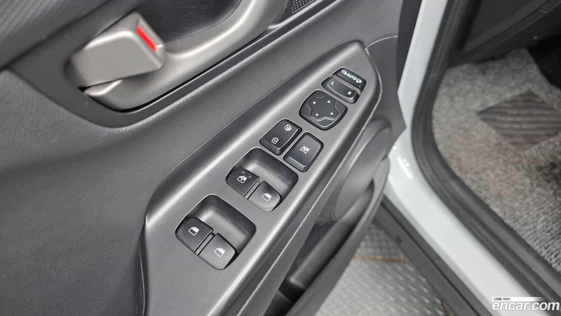 Kona Hyundai 2018.6-OPTION-016