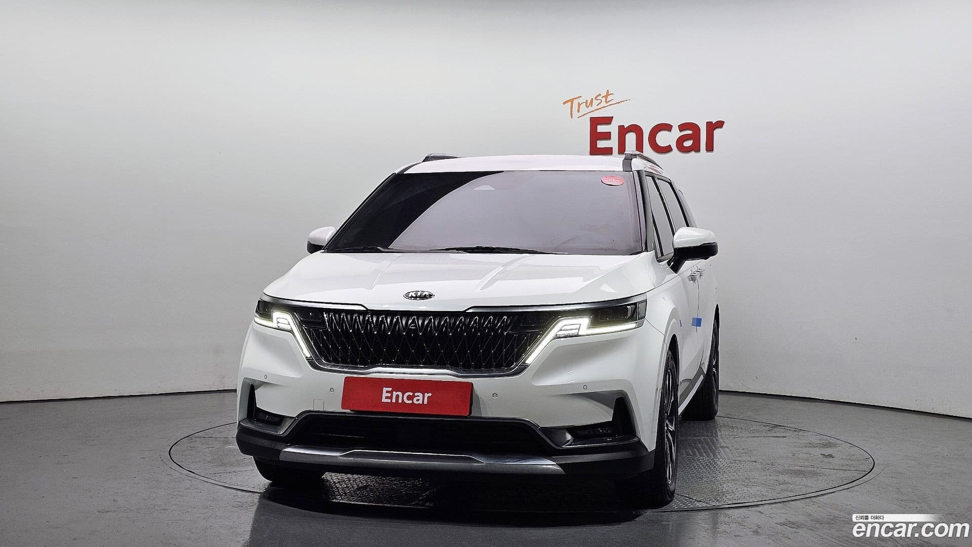 Main__Slider__Photo:Canival Kia 2021.4-2