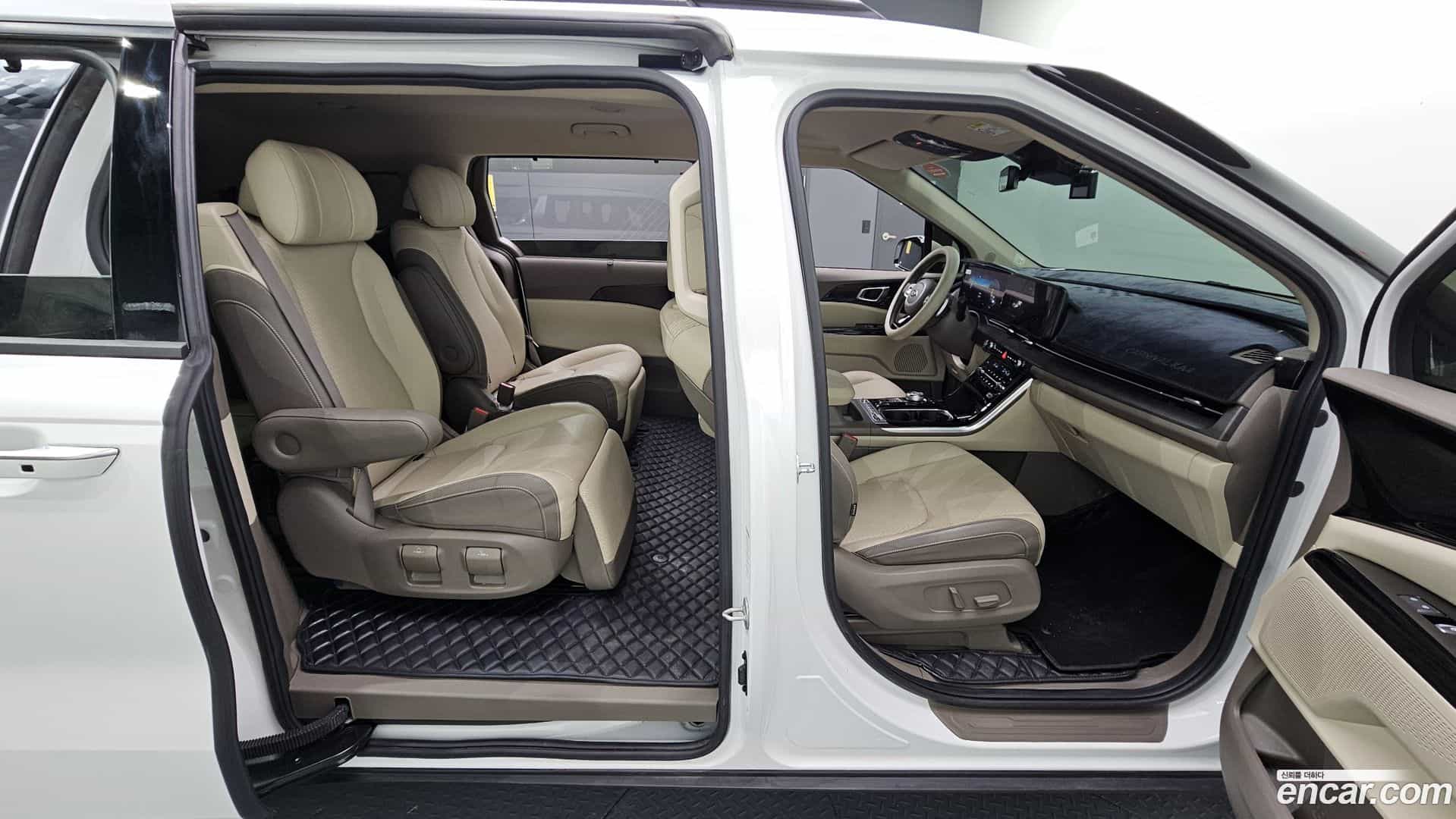 Canival Kia 2021.4-OPTION-015