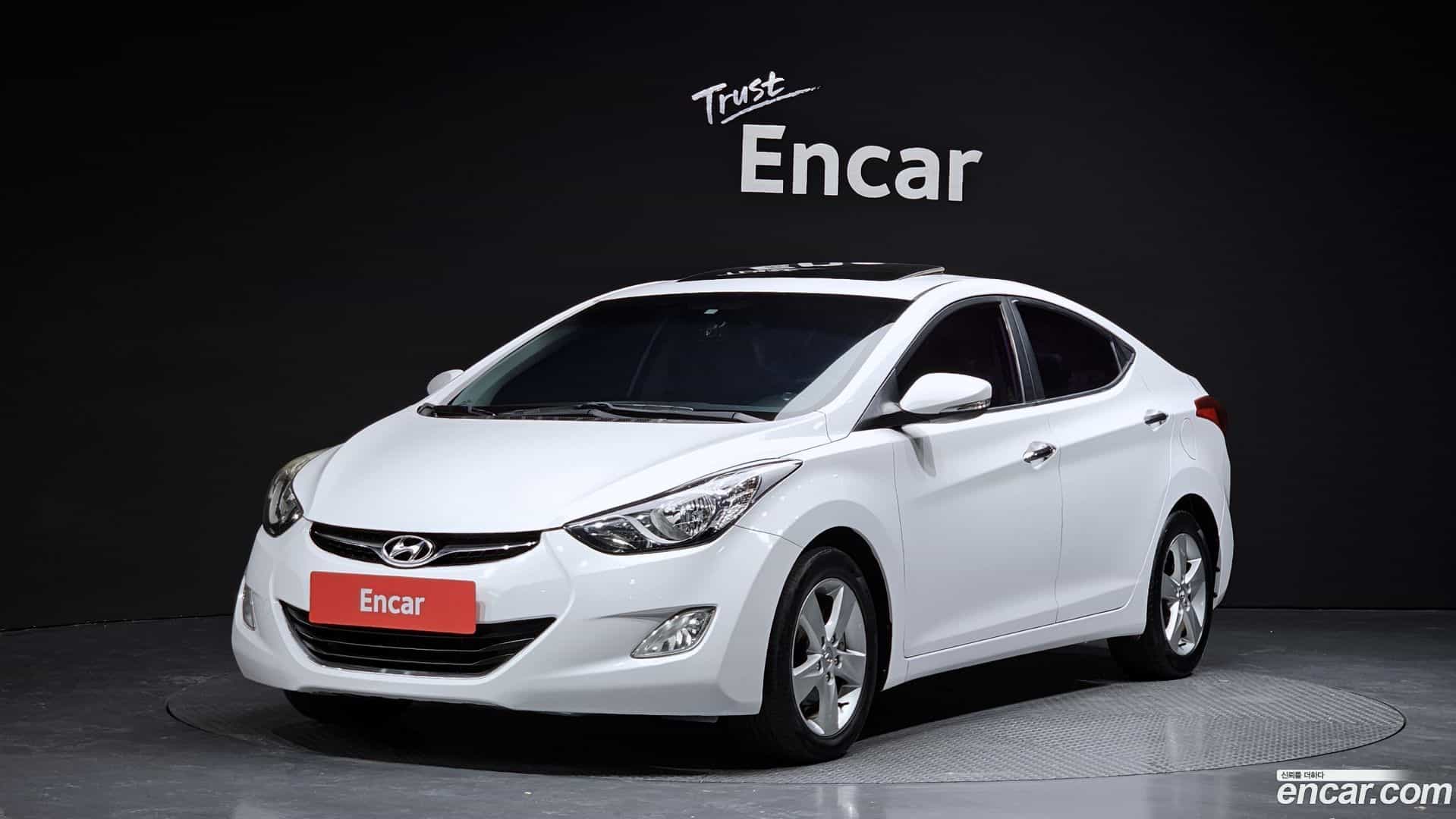 AVANTE Hyundai 2012.4-OUTER-001