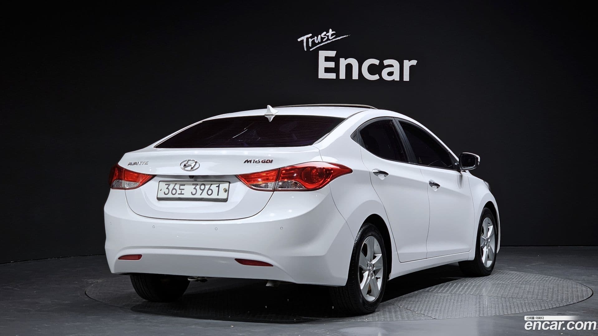 Main__Slider__Photo:AVANTE Hyundai 2012.4-1